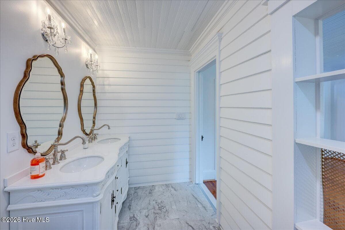 Single Family Residence at 405 Hancock Street, New Bern, NC 28560, photo 65 of 113