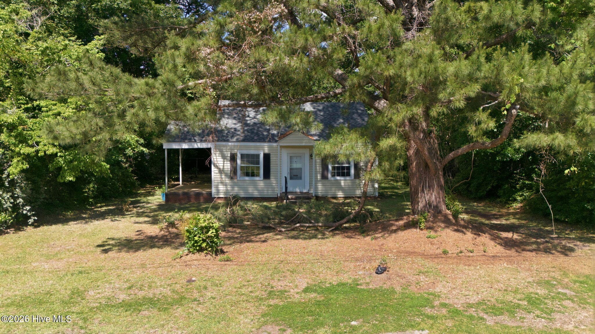 Single Family Residence at 1610 Queen Anne Lane, New Bern, NC 28560, New Bern, photo 27 of 35