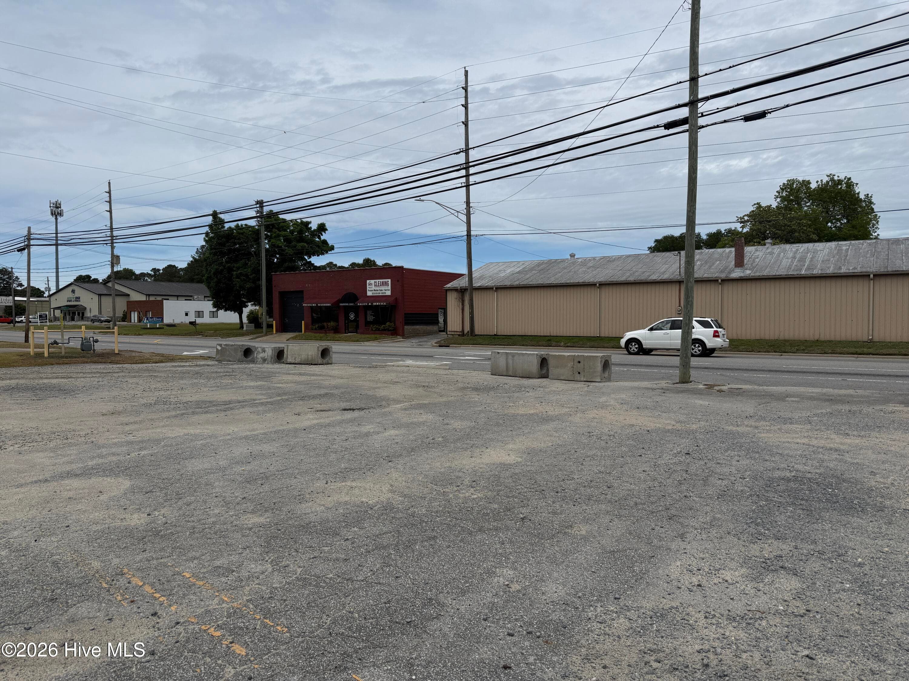 Commercial Sale at 424 Hackney Avenue, Washington, NC 27889, photo 44 of 47