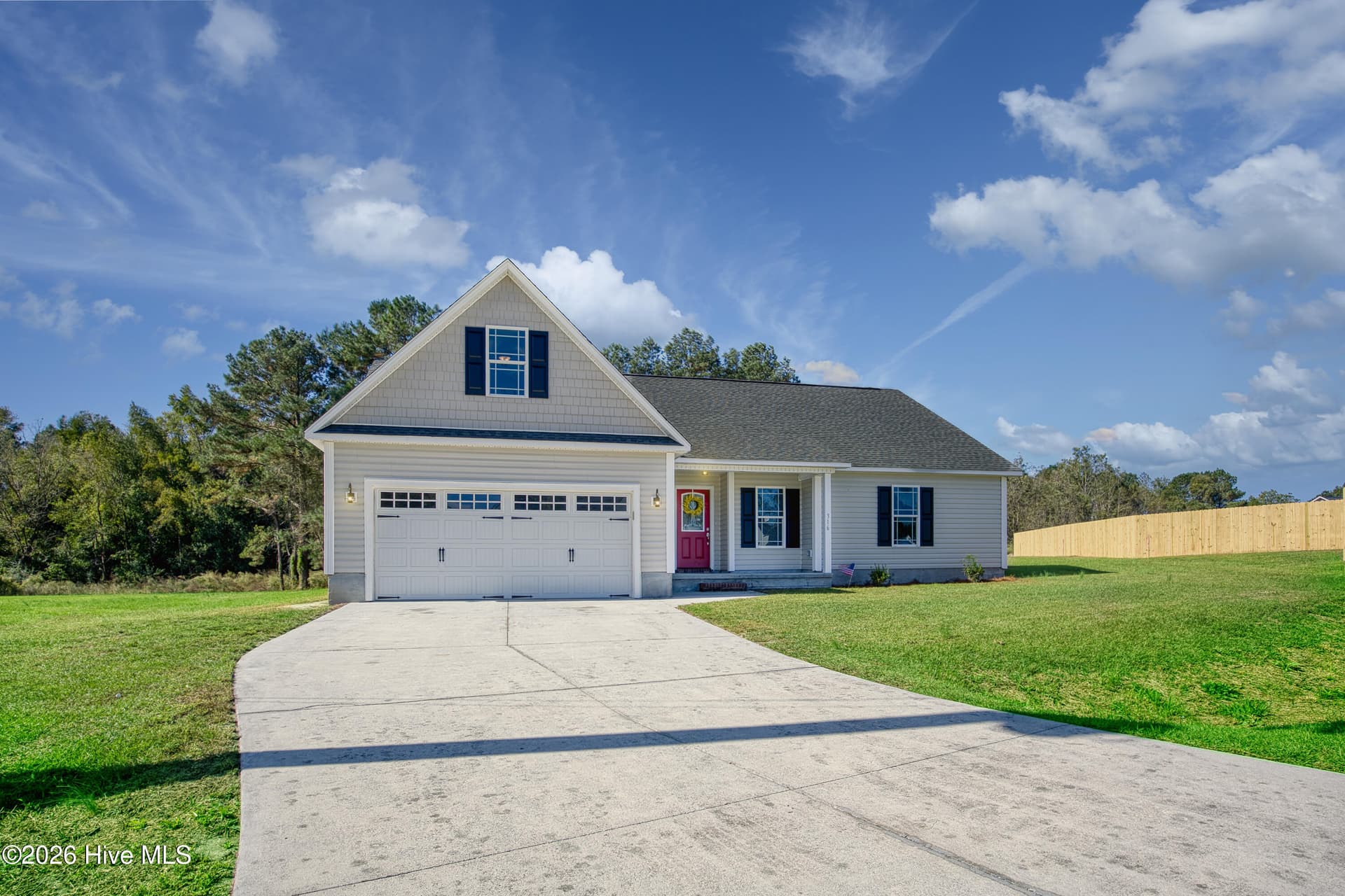Single Family Residence at 316 Starky Drive, Richlands, NC 28574, photo 4 of 53