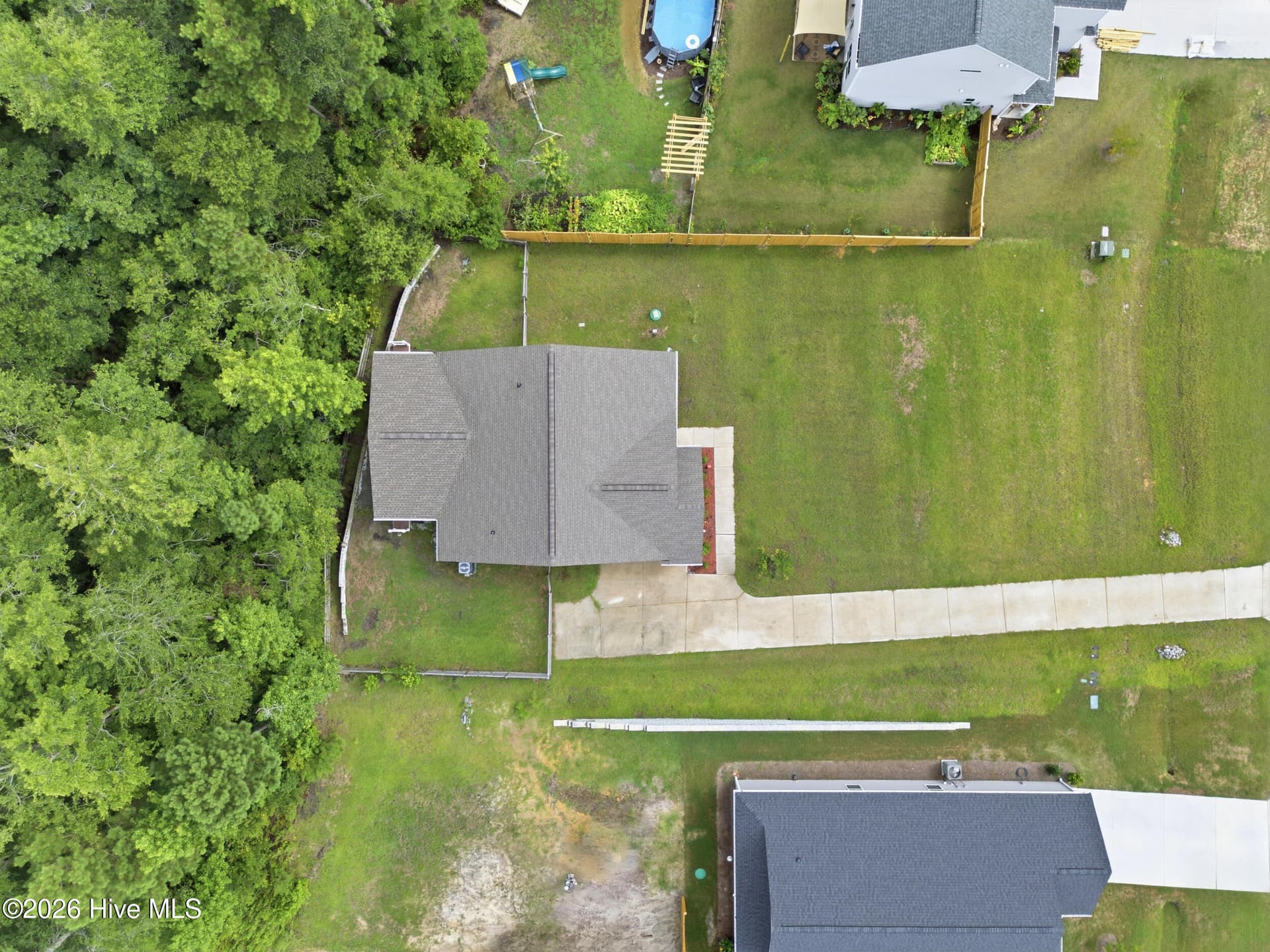 Single Family Residence at 530 Poppleton Drive, Hampstead, NC 28443, photo 58 of 61