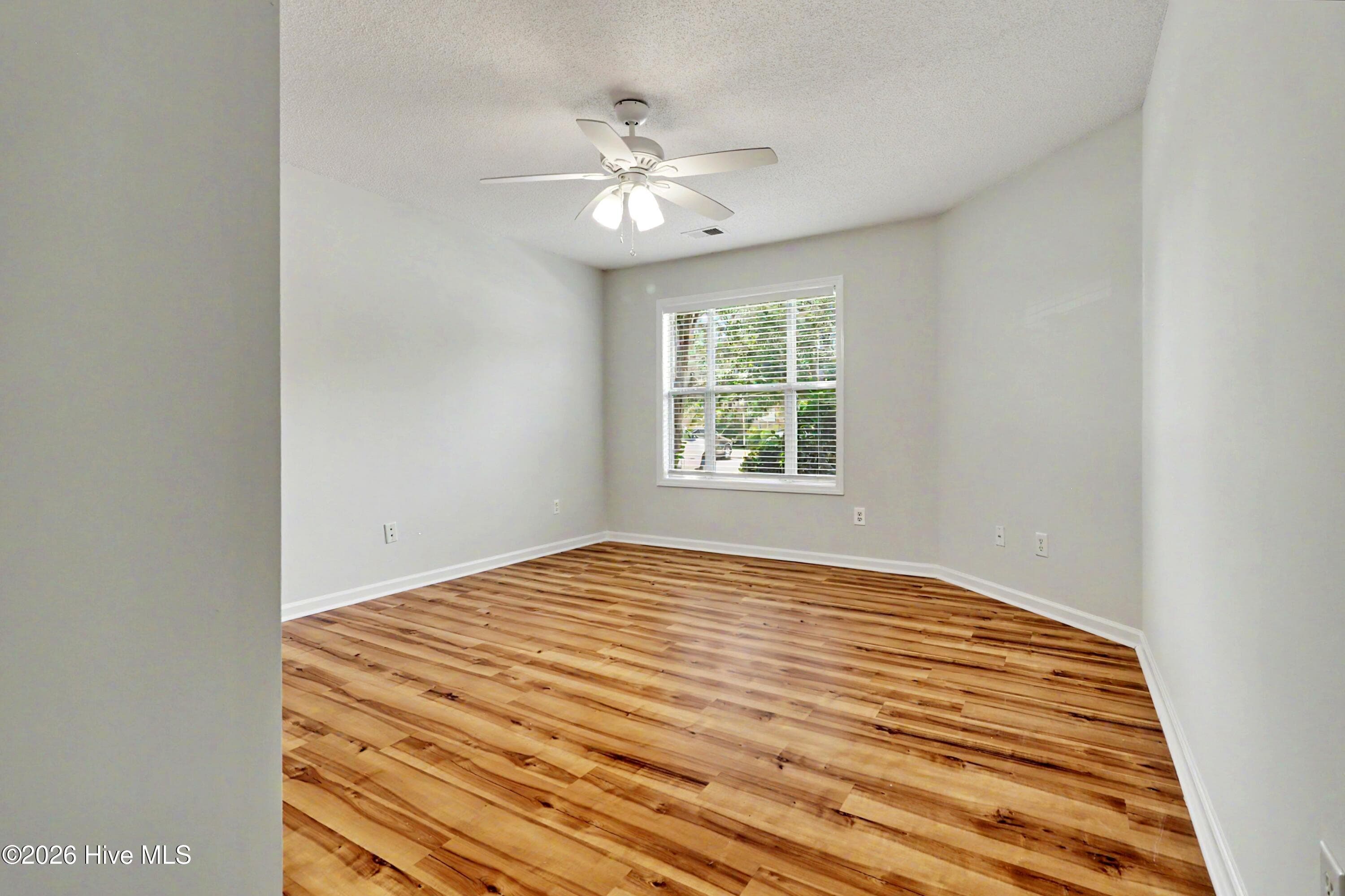 Condominium at 4140 Breezewood Drive Unit 104, Wilmington, NC 28412, photo 15 of 38