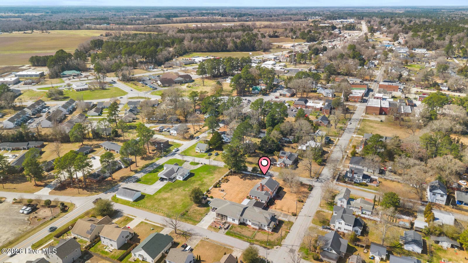 Single Family Residence at 201 E Hargett Street, Richlands, NC 28574, photo 7 of 7
