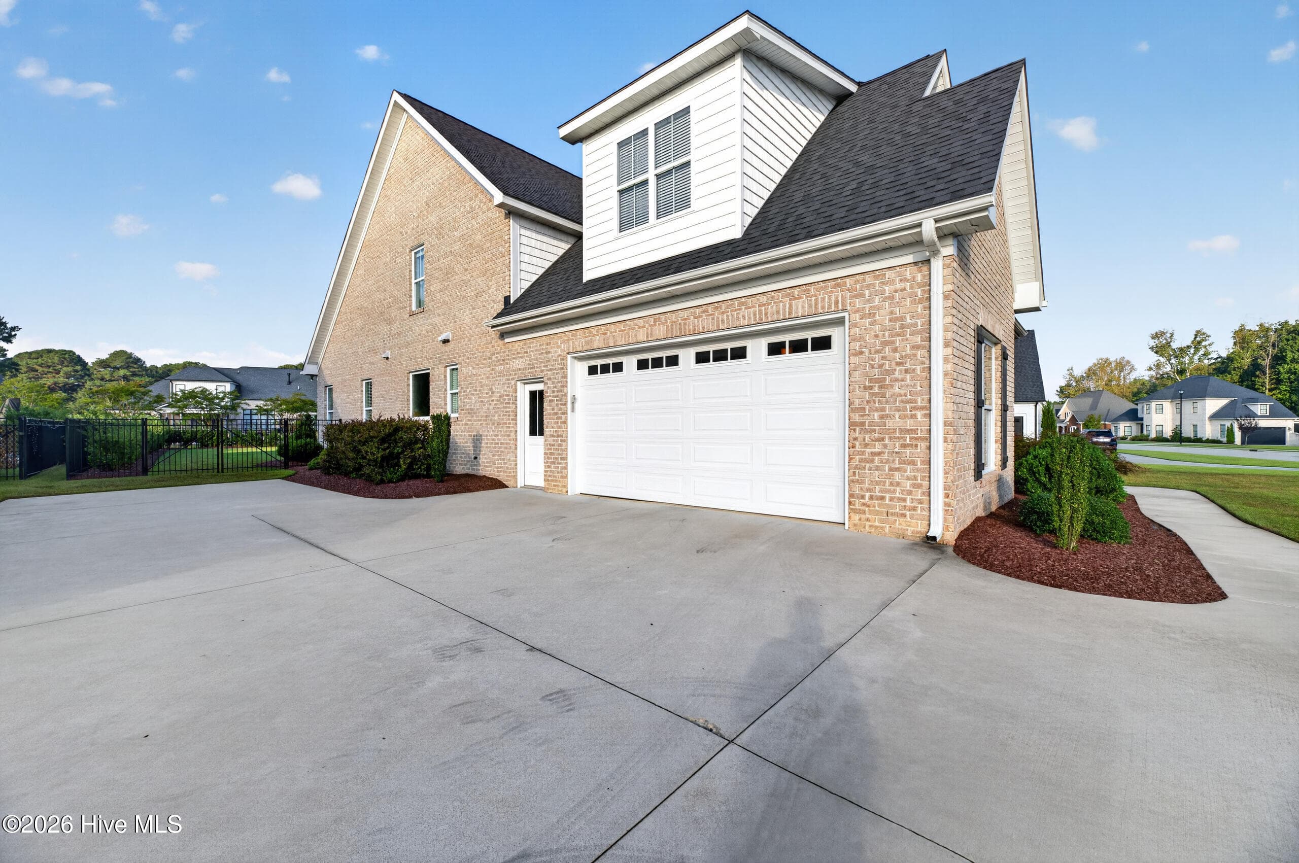 Single Family Residence at 2041 Sedbrook Lane, Winterville, NC 28590, photo 16 of 83