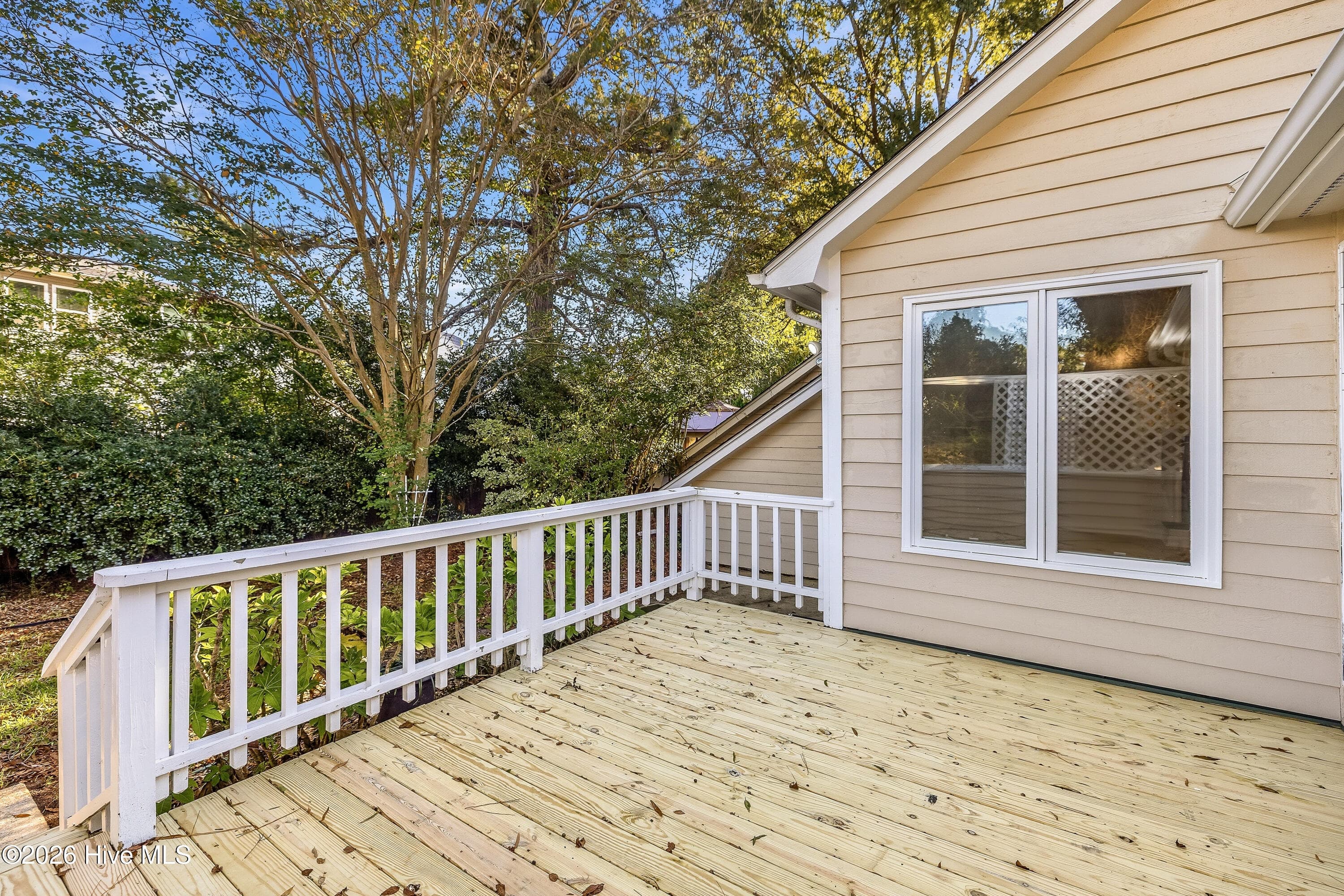 Townhouse at 323 Wimbledon Court, Wilmington, NC 28412, Wilmington, photo 35 of 41