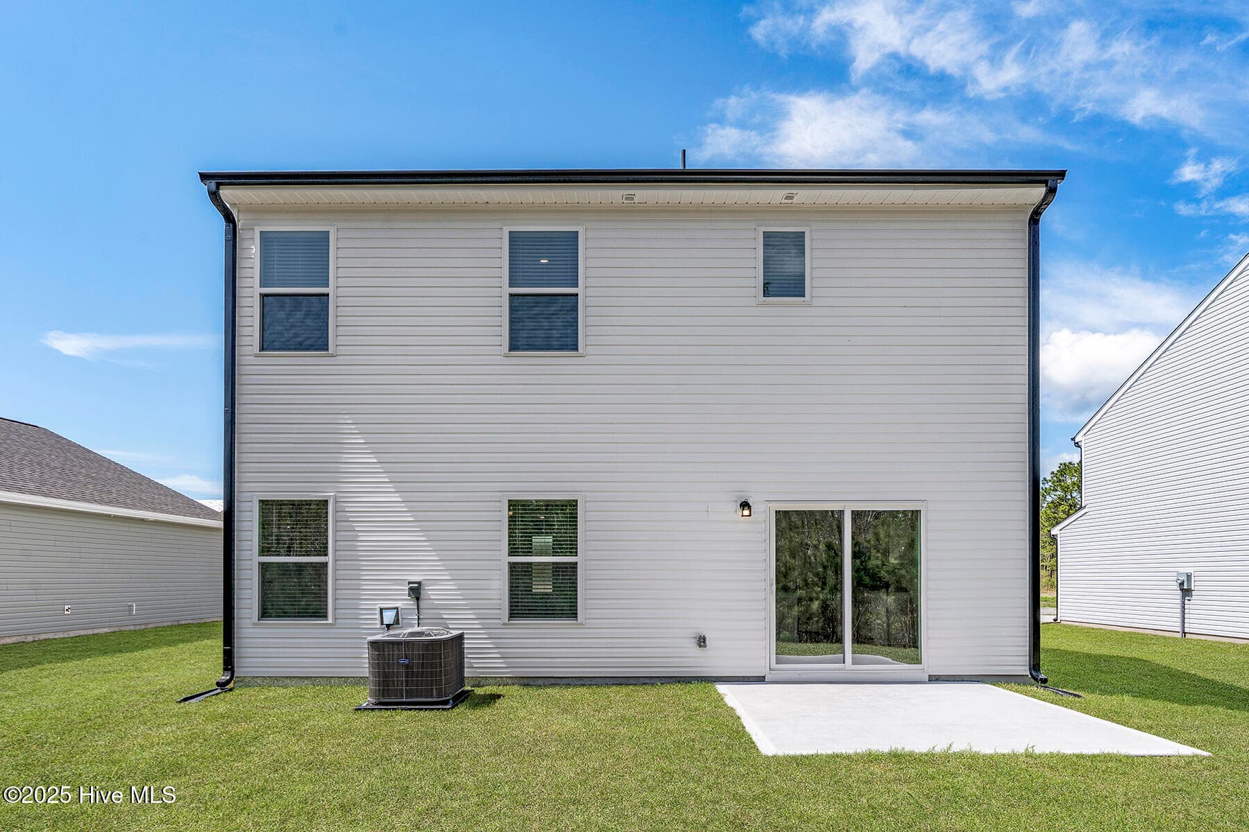 27 S Umbrella Palm Drive, Hampstead, NC 28443