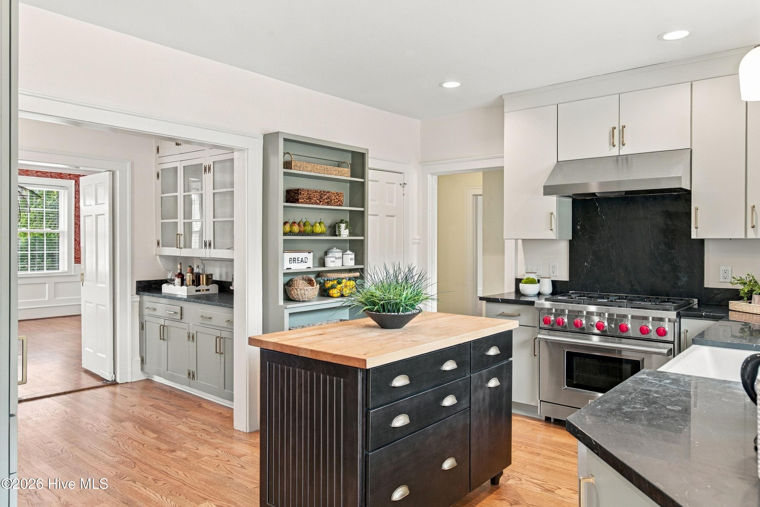Single Family Residence at 2901 Oleander Drive, Wilmington, NC 28403, Wilmington, photo 42 of 85