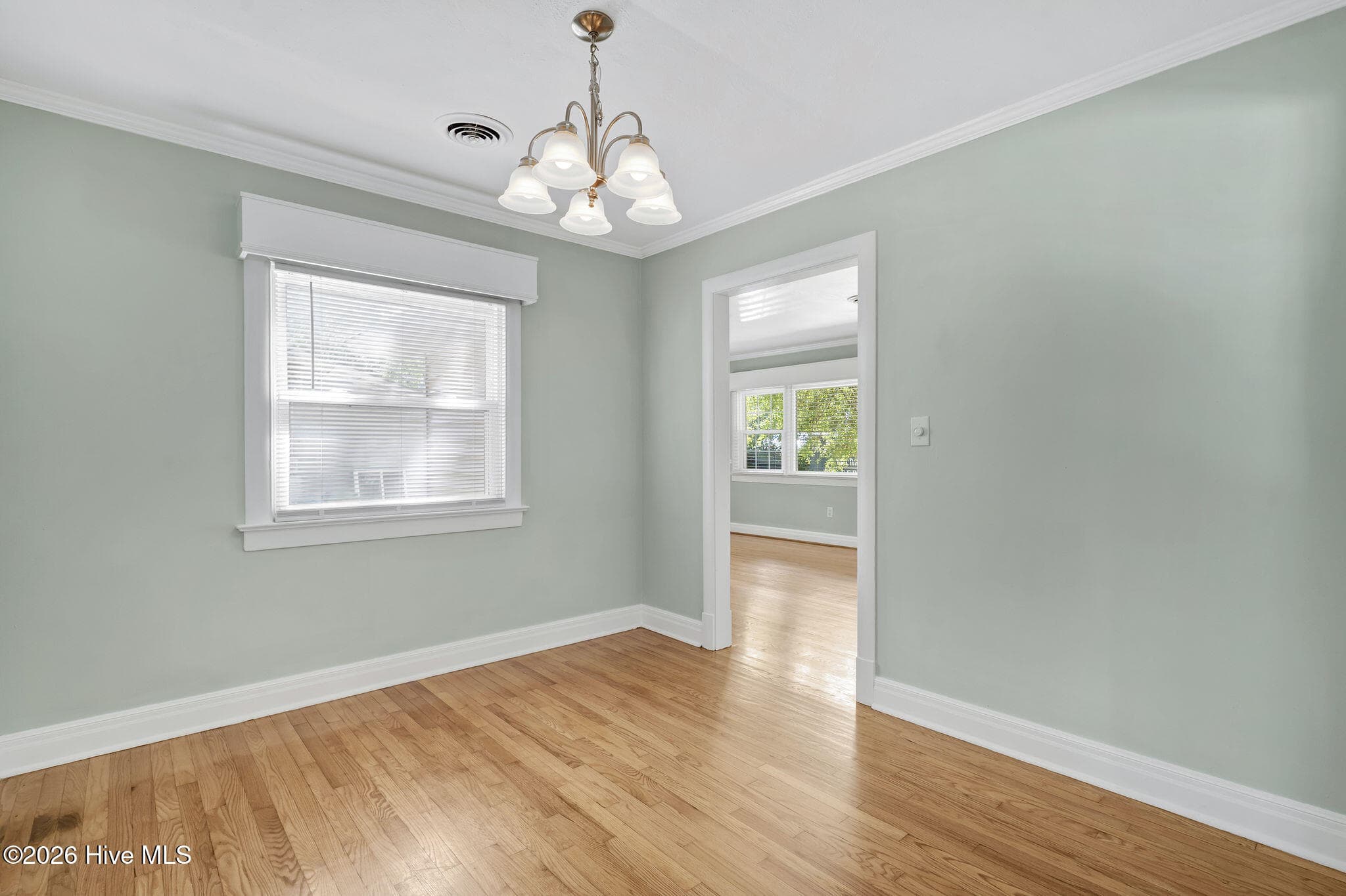 Single Family Residence at 3609 Wilshire Boulevard, Wilmington, NC 28403, photo 8 of 25