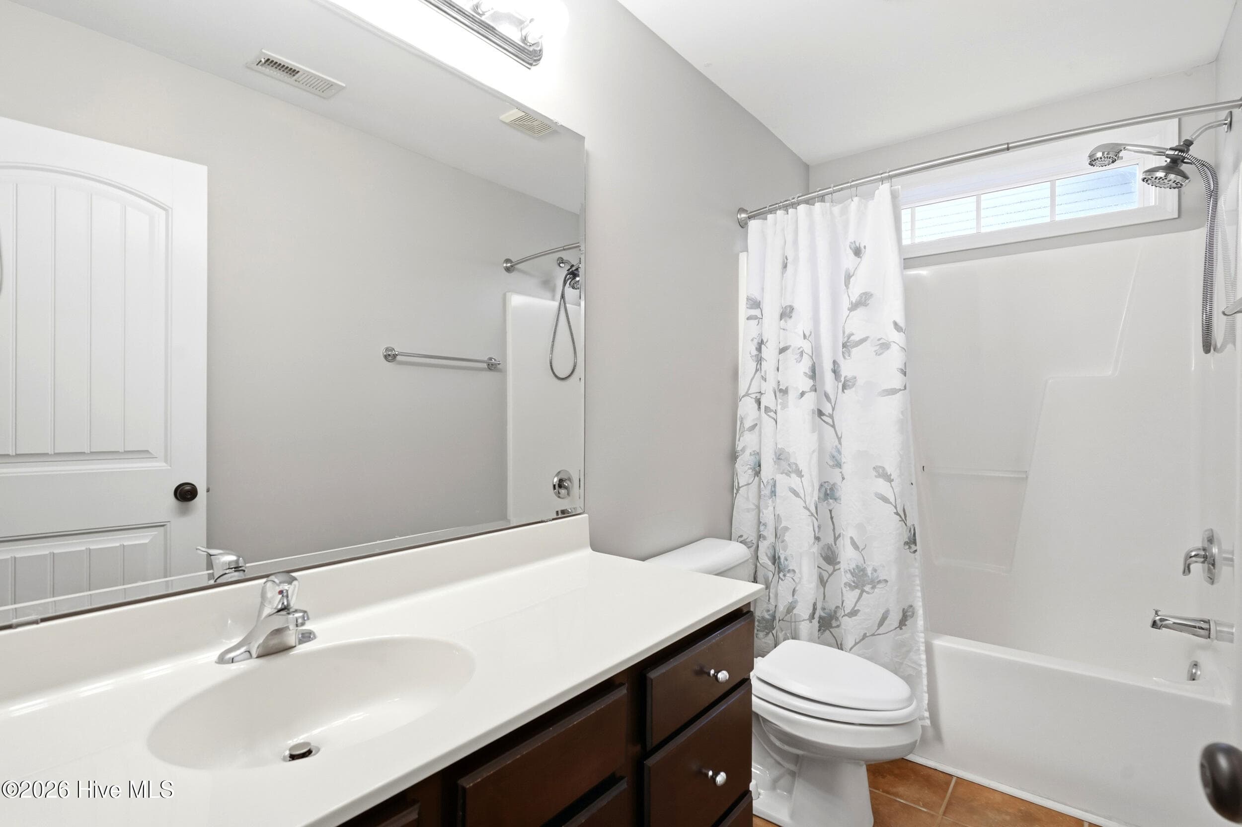 Single Family Residence at 7287 Copperfield Court, Wilmington, NC 28411, photo 18 of 46