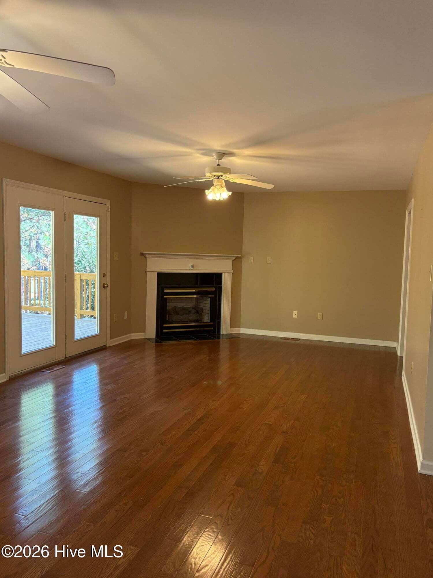 Single Family Residence at 15 Sandpiper Drive, Whispering Pines, NC 28327, Whispering Pines, photo 4 of 54
