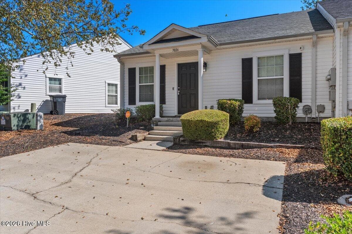 Single Family Residence at 7026 Reagan Circle, Augusta, GA 30909, photo 2 of 31