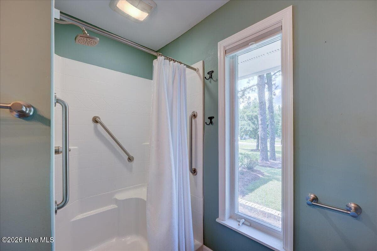 Single Family Residence at 5724 Gondolier Drive, New Bern, NC 28560, New Bern, photo 45 of 59