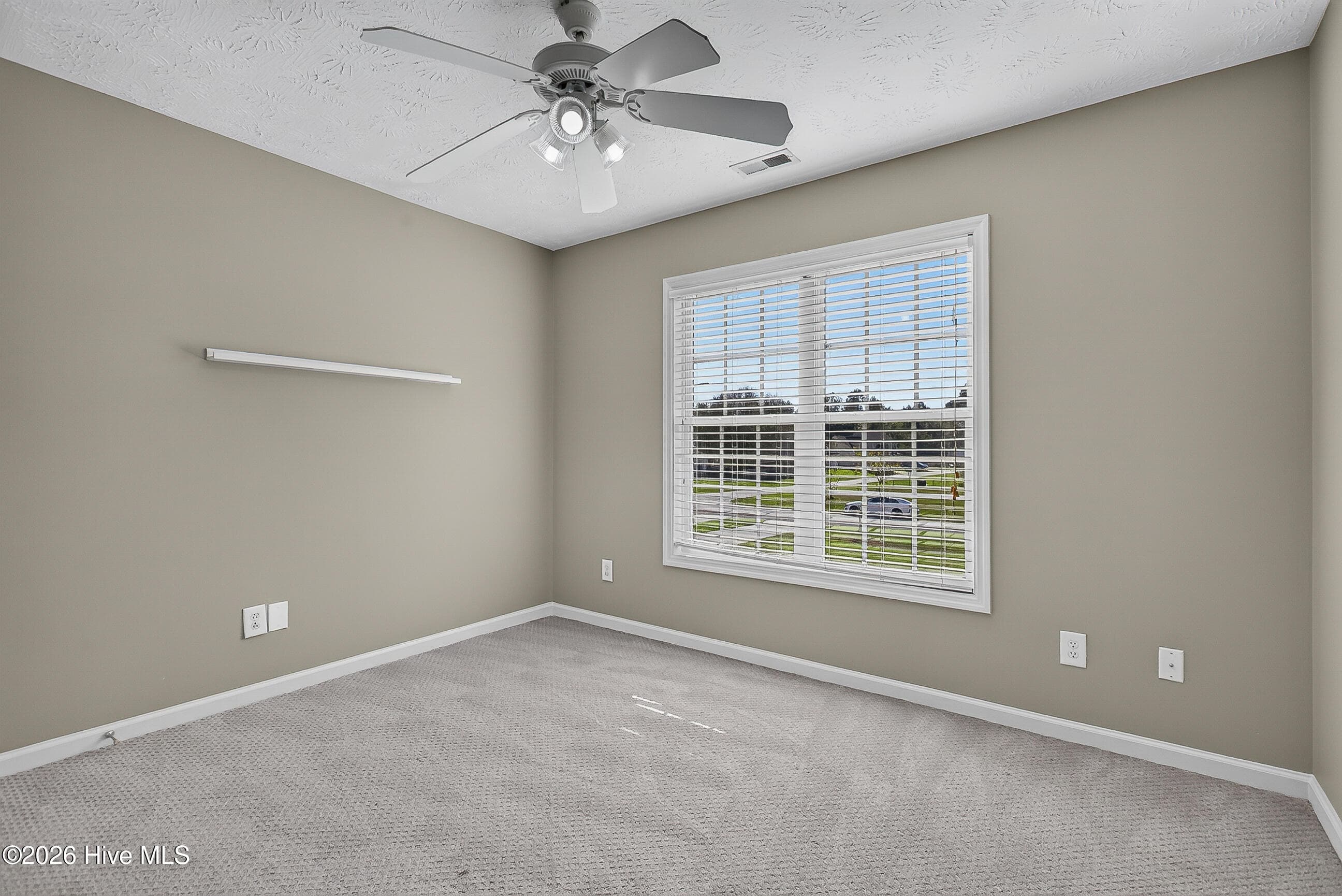 Single Family Residence at 172 E Ridge Court, Jacksonville, NC 28540, photo 33 of 50