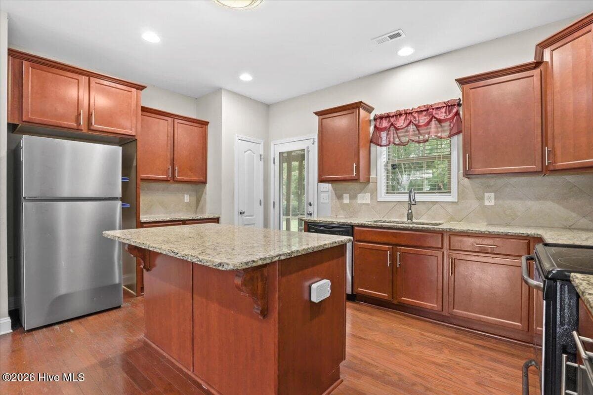 Kitchen - 107 Somervale Lane, Goldsboro, NC 27530