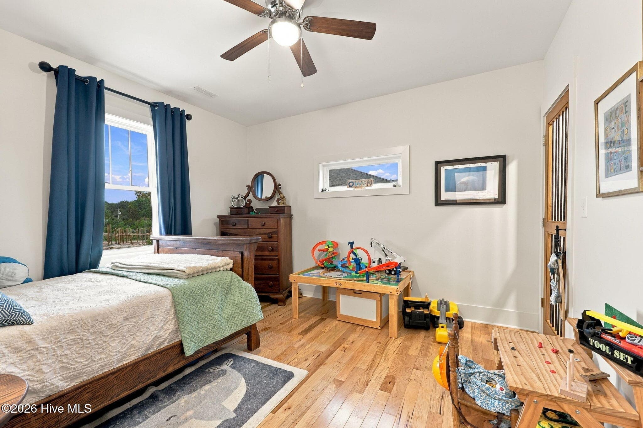 Single Family Residence at 916 Calamanda Court, Morehead City, NC 28557, Morehead City, photo 13 of 63