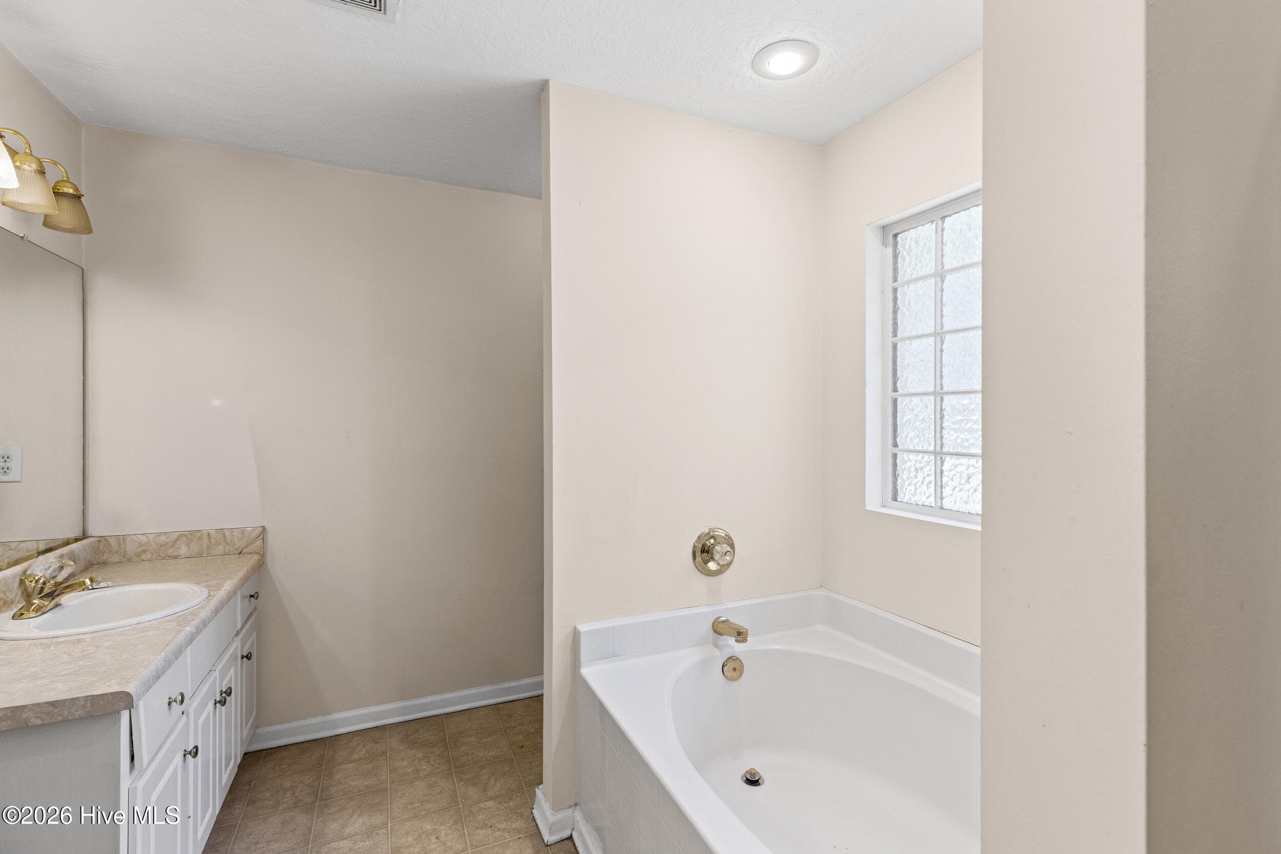 Single Family Residence at 3520 Tullocks Hill Drive, Augusta, GA 30906, photo 9 of 14