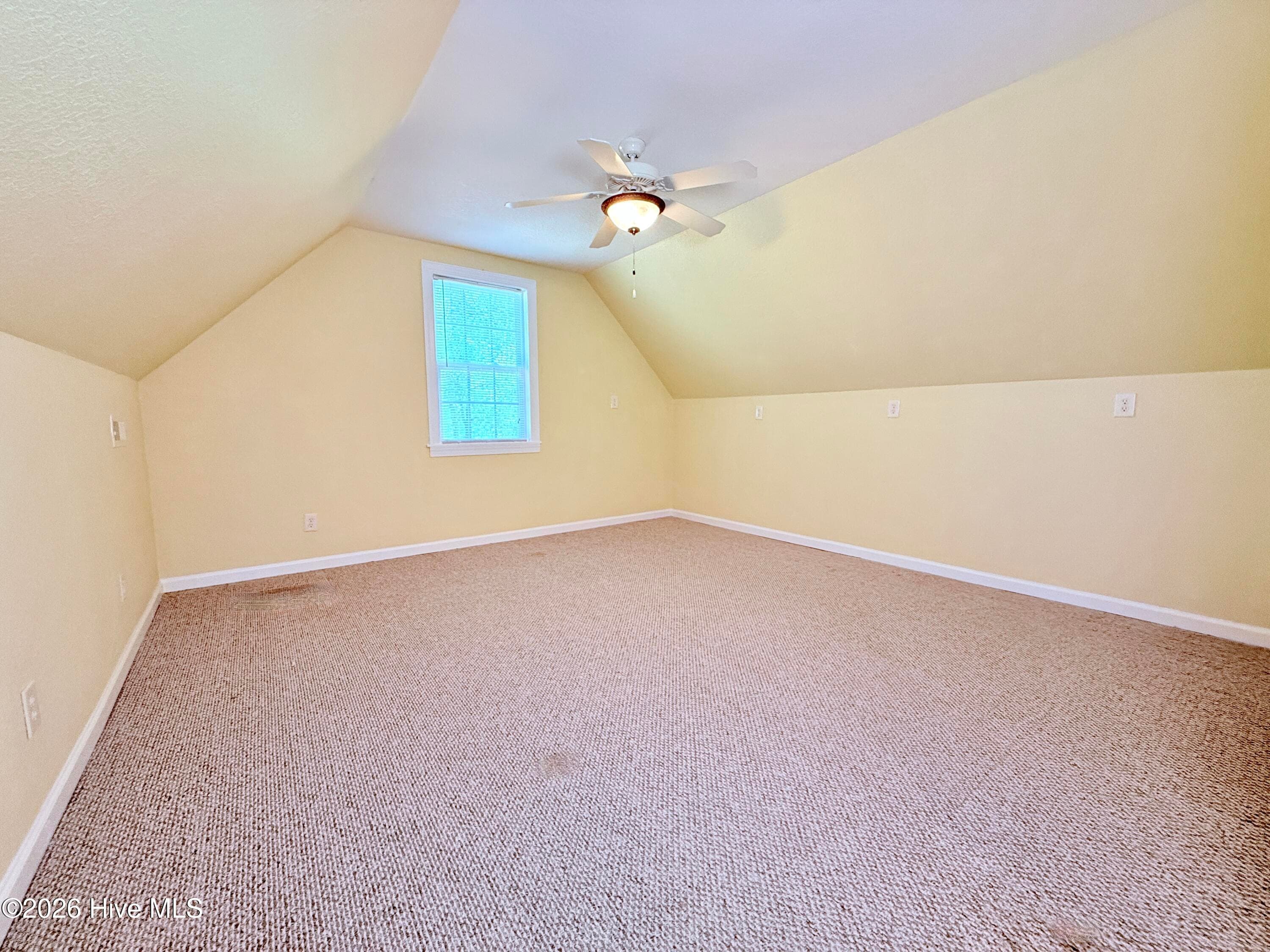 Apartment over garage - 109 Sun Burst Circle, Cedar Point, NC 28584