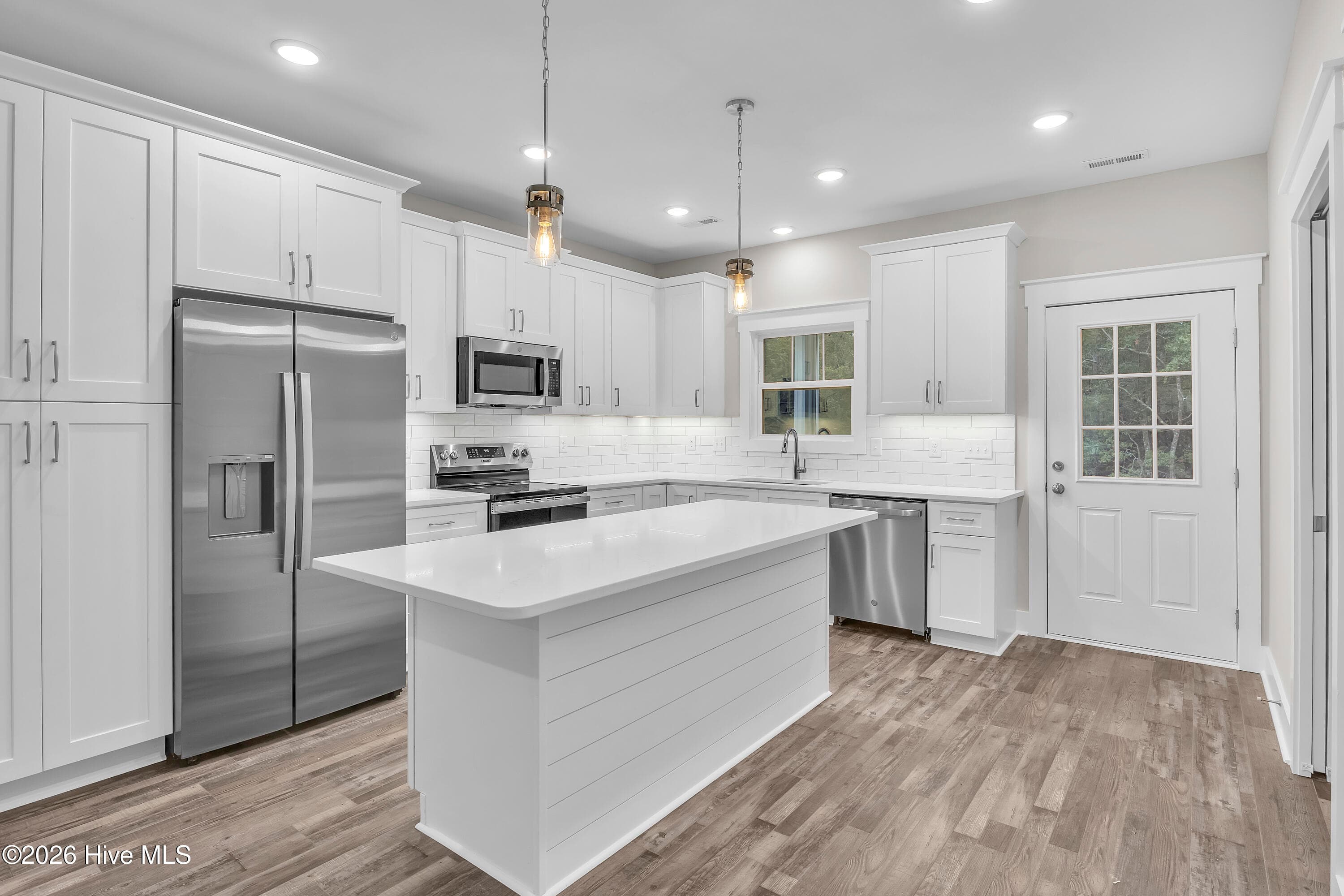 Single Family Residence at 3047 Old Ferry Road SW, Supply, NC 28462, photo 13 of 75