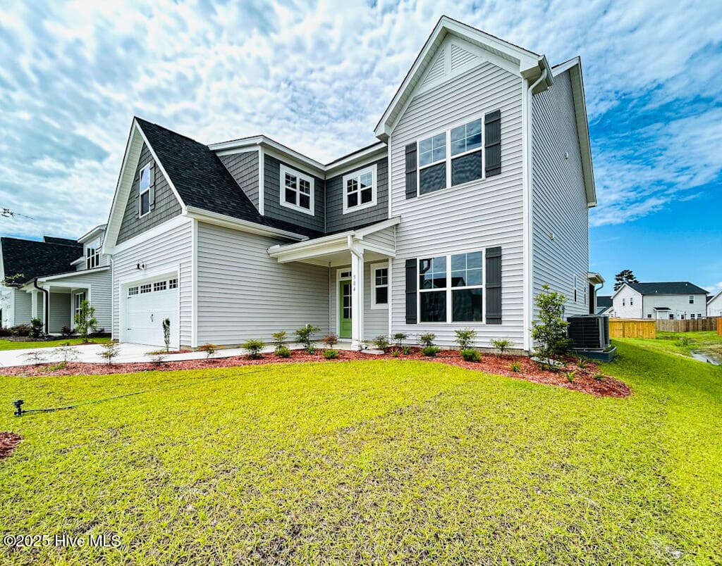 Single Family Residence at 504 Yellow Birch Way, Hubert, NC 28539, photo 11 of 90