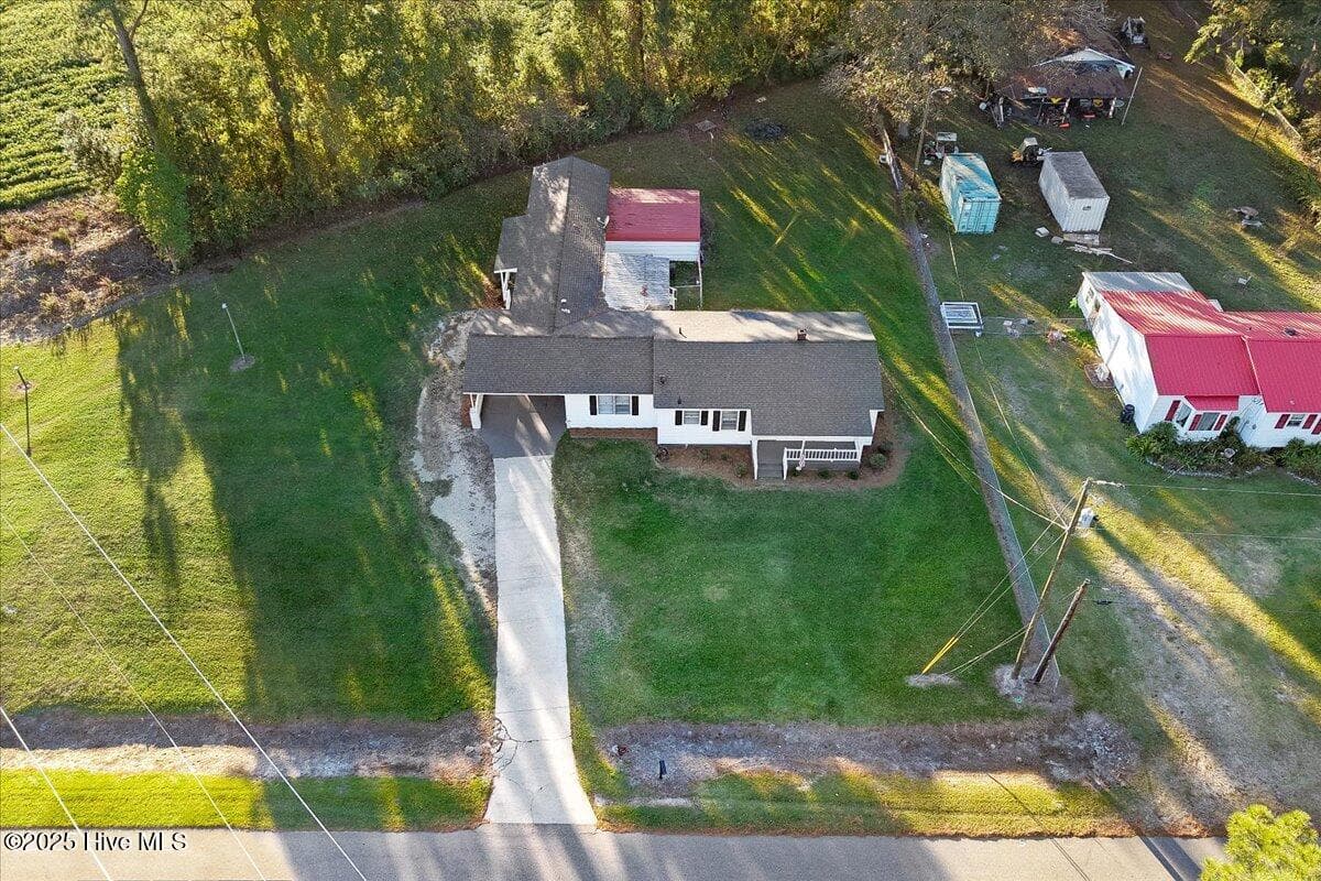 Single Family Residence at 270 Orange Street, Kinston, NC 28504, photo 11 of 32