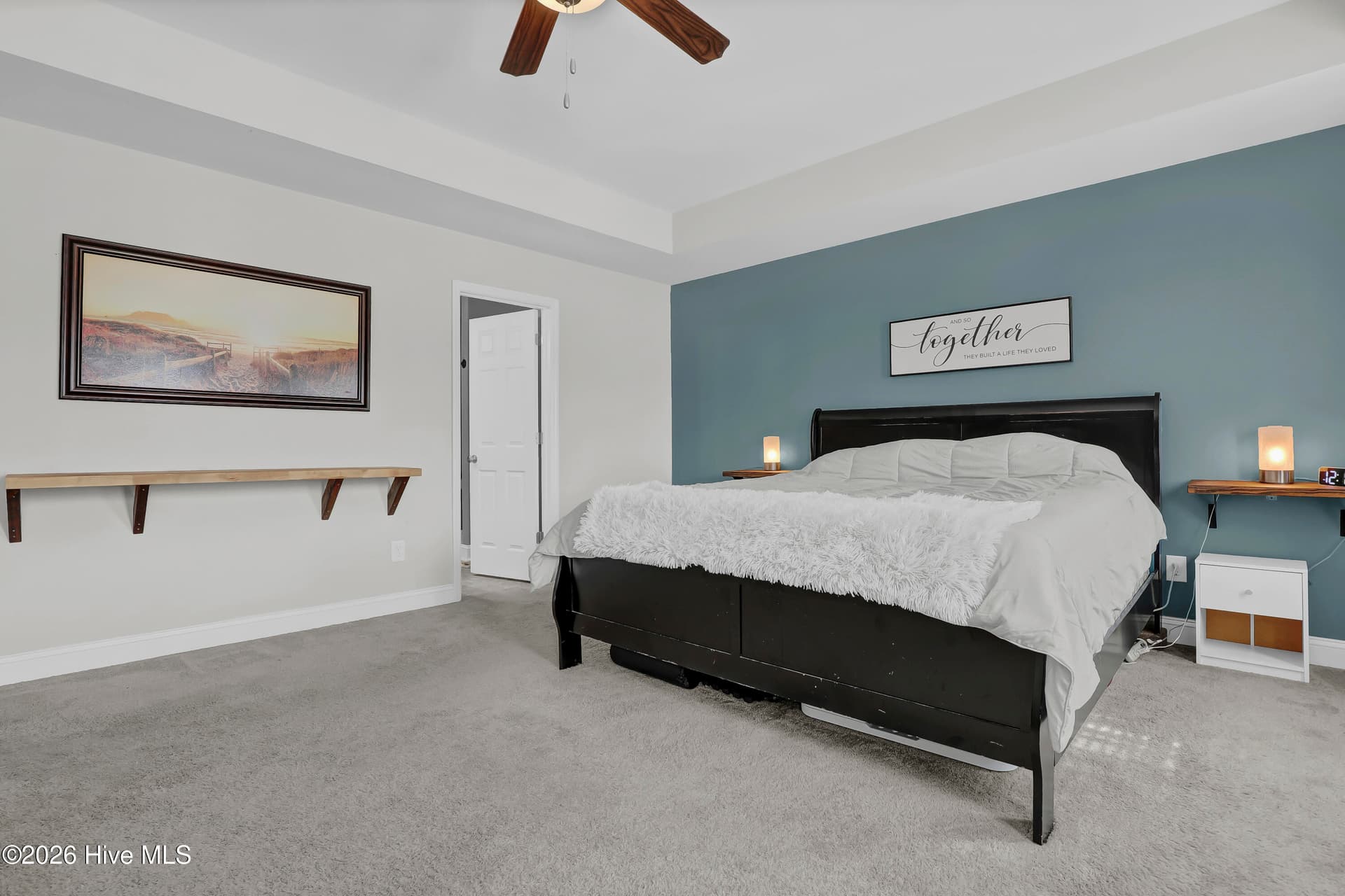 Single Family Residence at 313 Mango Place N, Hubert, NC 28539, photo 5 of 22