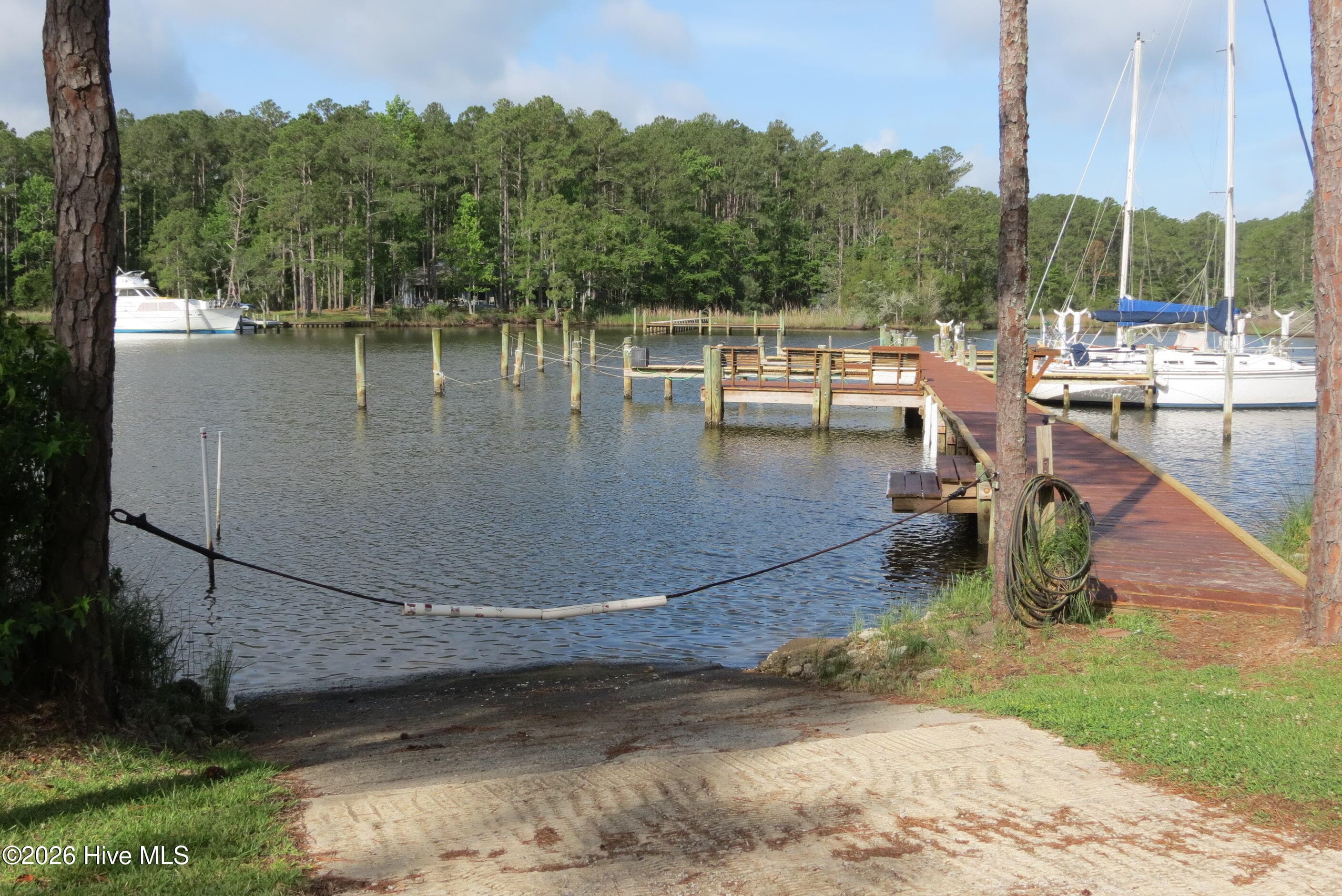 Community boat ramp! - 20 19 Teal Road, Merritt, NC 28556