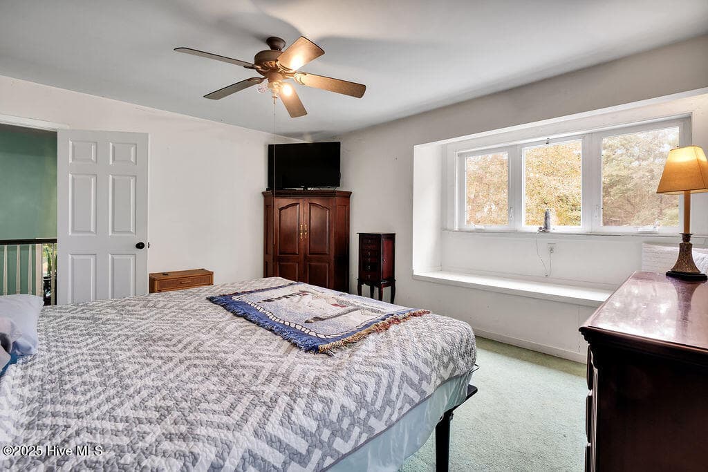 Single Family Residence at 2002 Petes Camp Drive, Southport, NC 28461, photo 25 of 36