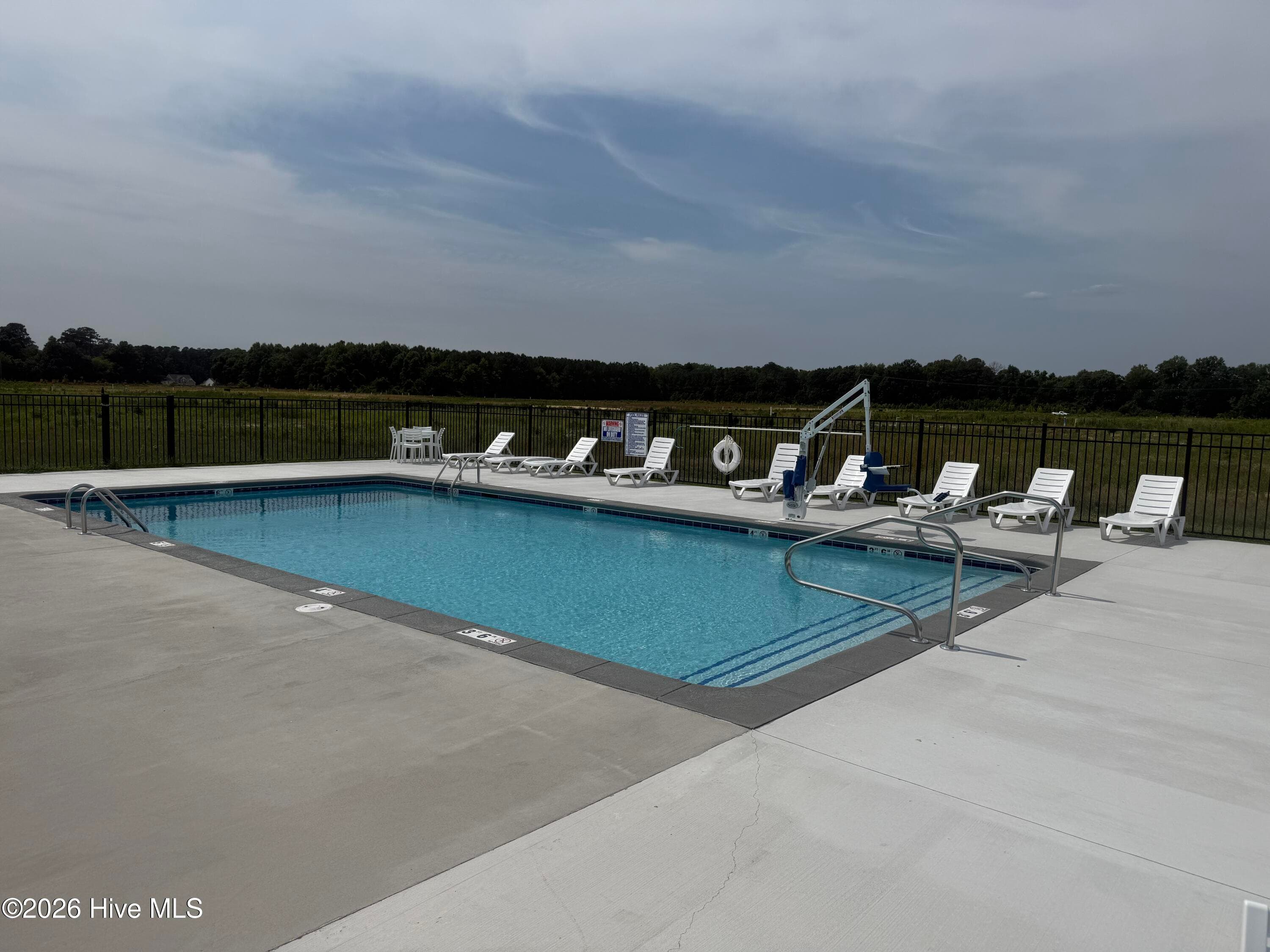 Single Family Residence at 156 Seashore Street, Grimesland, NC 27837, photo 19 of 38