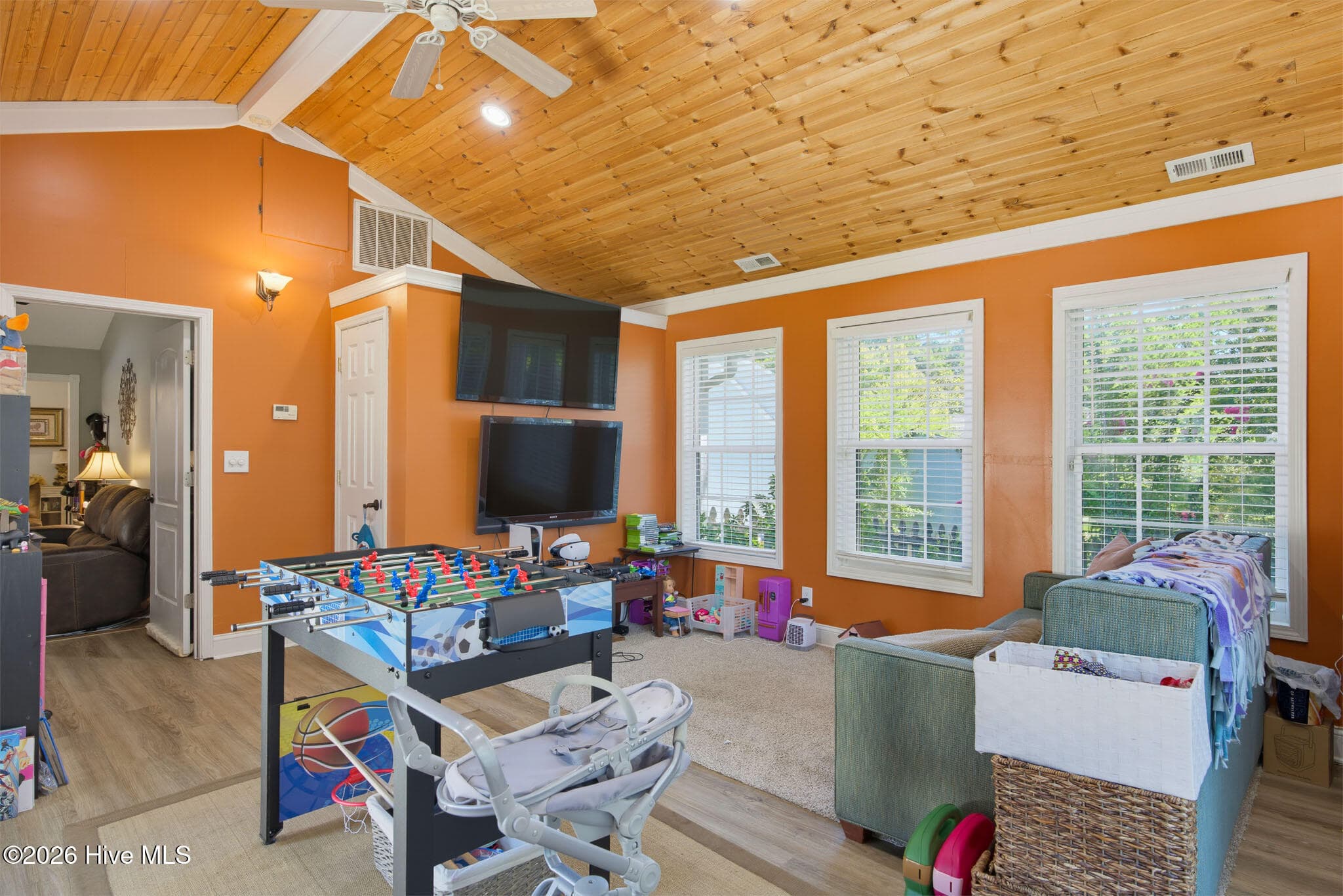 Single Family Residence at 103 Tory Circle, Jacksonville, NC 28546, photo 23 of 41