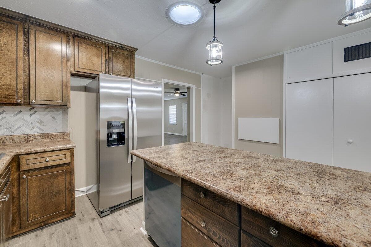 Single Family Residence at 2085 Hillsinger Road, Augusta, GA 30904, photo 9 of 42