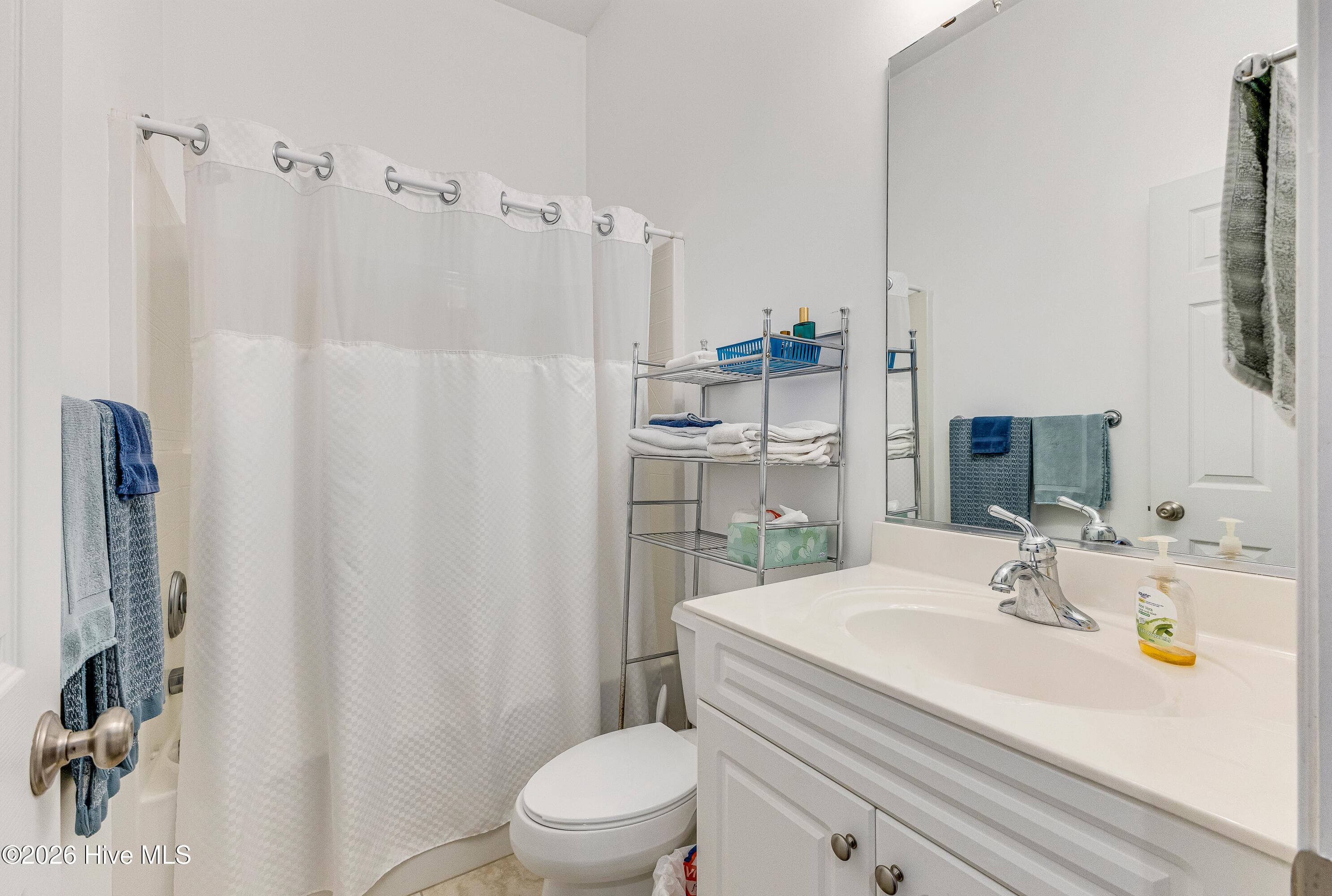 Second Full Bath - 701 N Howe Street 8, Southport, NC 28461