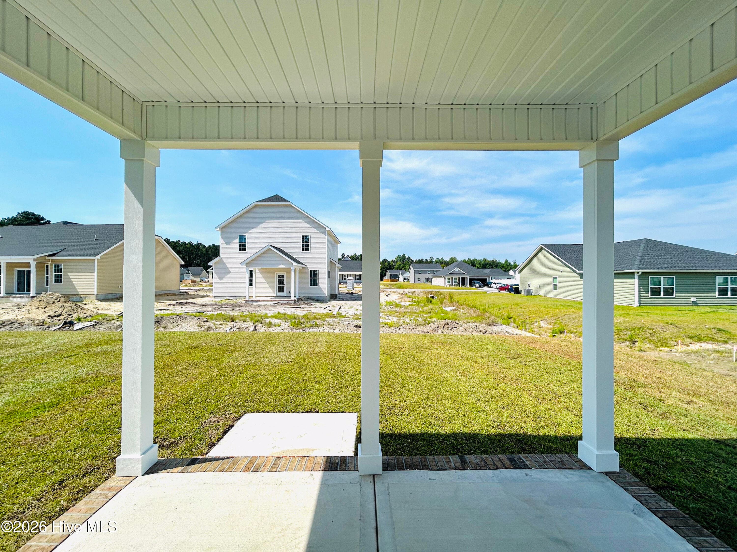 Single Family Residence at 824 Hidden Bridge Drive, Jacksonville, NC 28546, photo 12 of 54