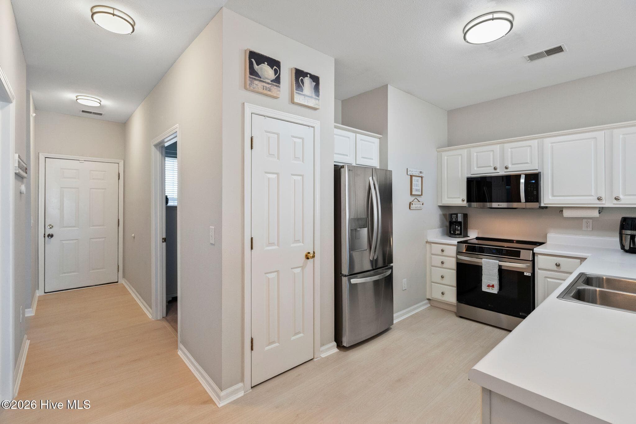 Condominium at 928 Great Egret Circle SW # 3, Sunset Beach, NC 28468, photo 4 of 49