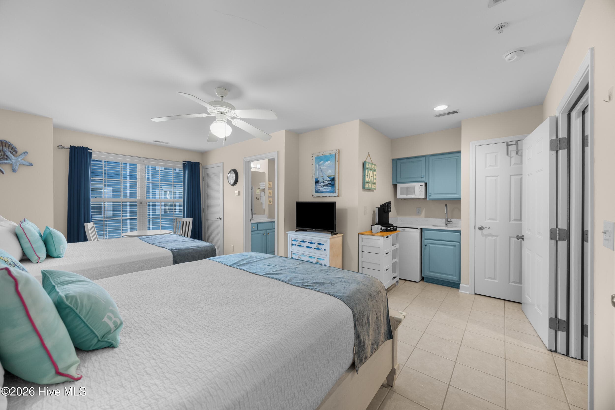Lockout Studio - 1215 N Middleton Drive NW 2304, Calabash, NC 28467