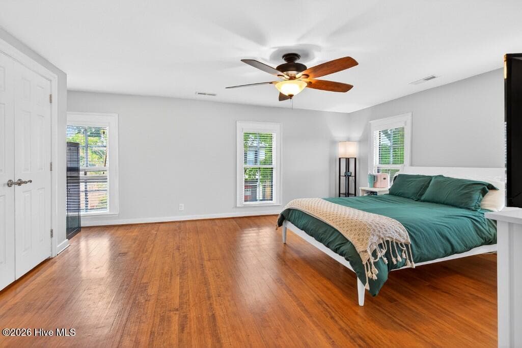Single Family Residence at 616 New Street, New Bern, NC 28560, photo 17 of 32