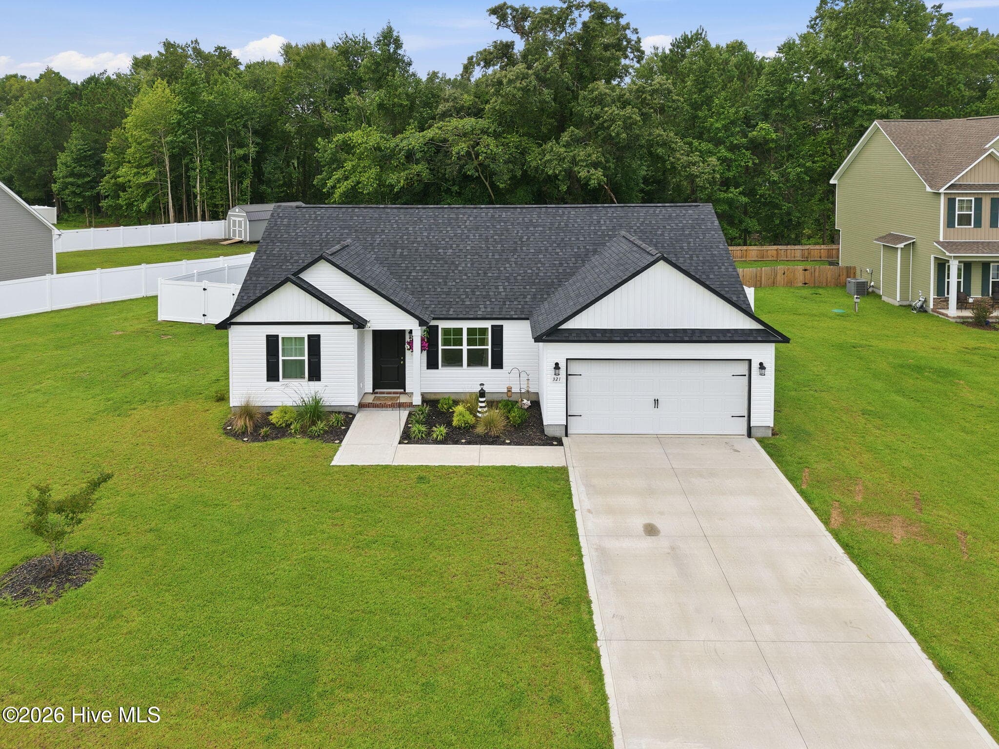 321 Cotton Hill Place, Hubert, NC 28539