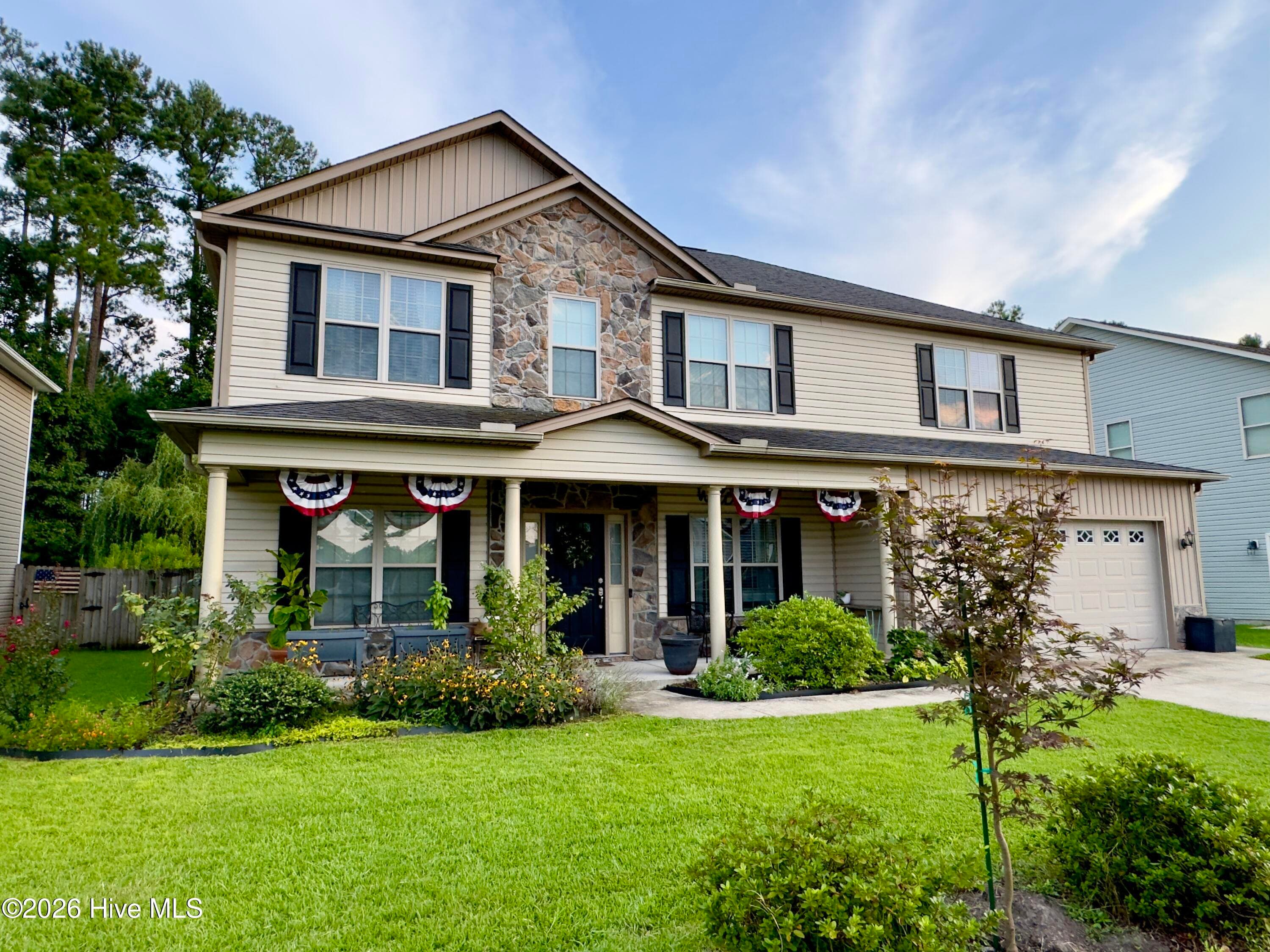 Single Family Residence at 3259 Austin Avenue, New Bern, NC 28562, photo 2 of 71