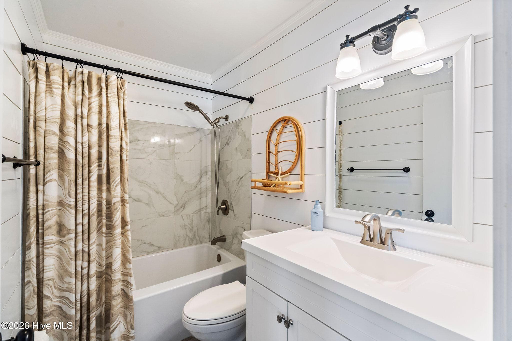 Single Family Residence at 186 Sailfish Drive, Holden Beach, NC 28462, Holden Beach, photo 34 of 50