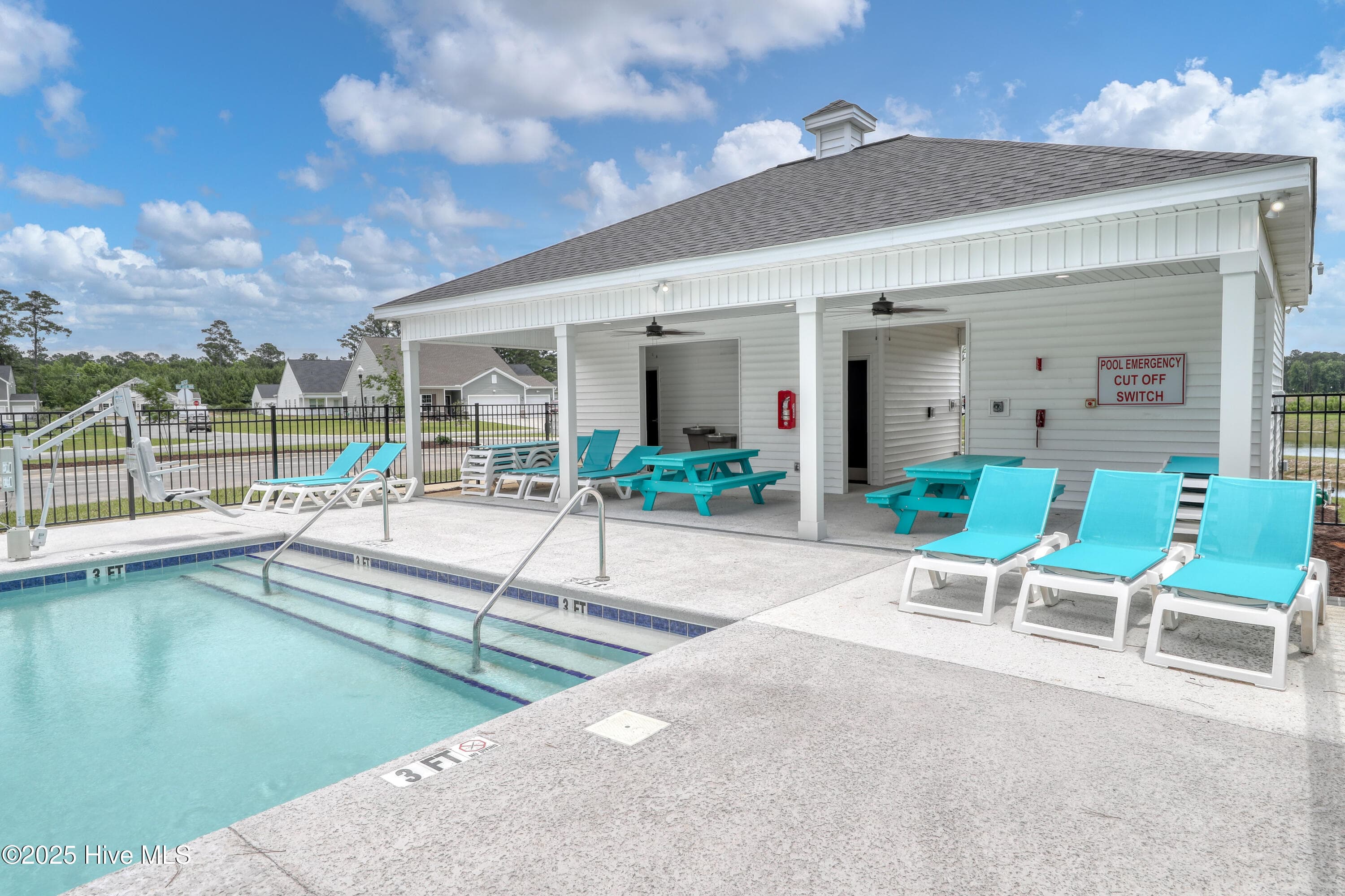 Single Family Residence at 332 Mayflower Drive NW Lot 89, Calabash, NC 28467, photo 23 of 40