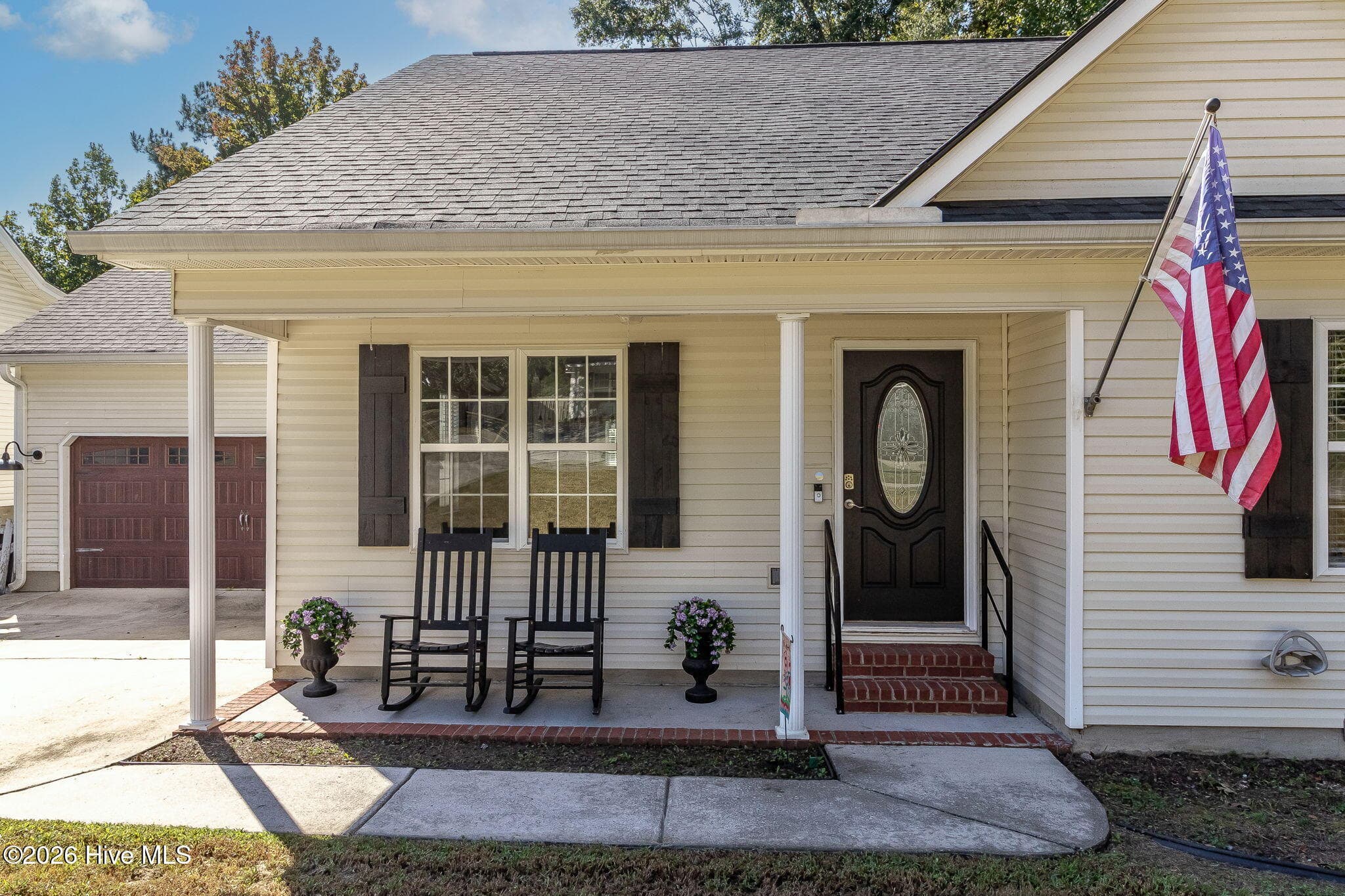 Single Family Residence at 1975 Shoreline Drive, Grovetown, GA 30813, photo 2 of 31
