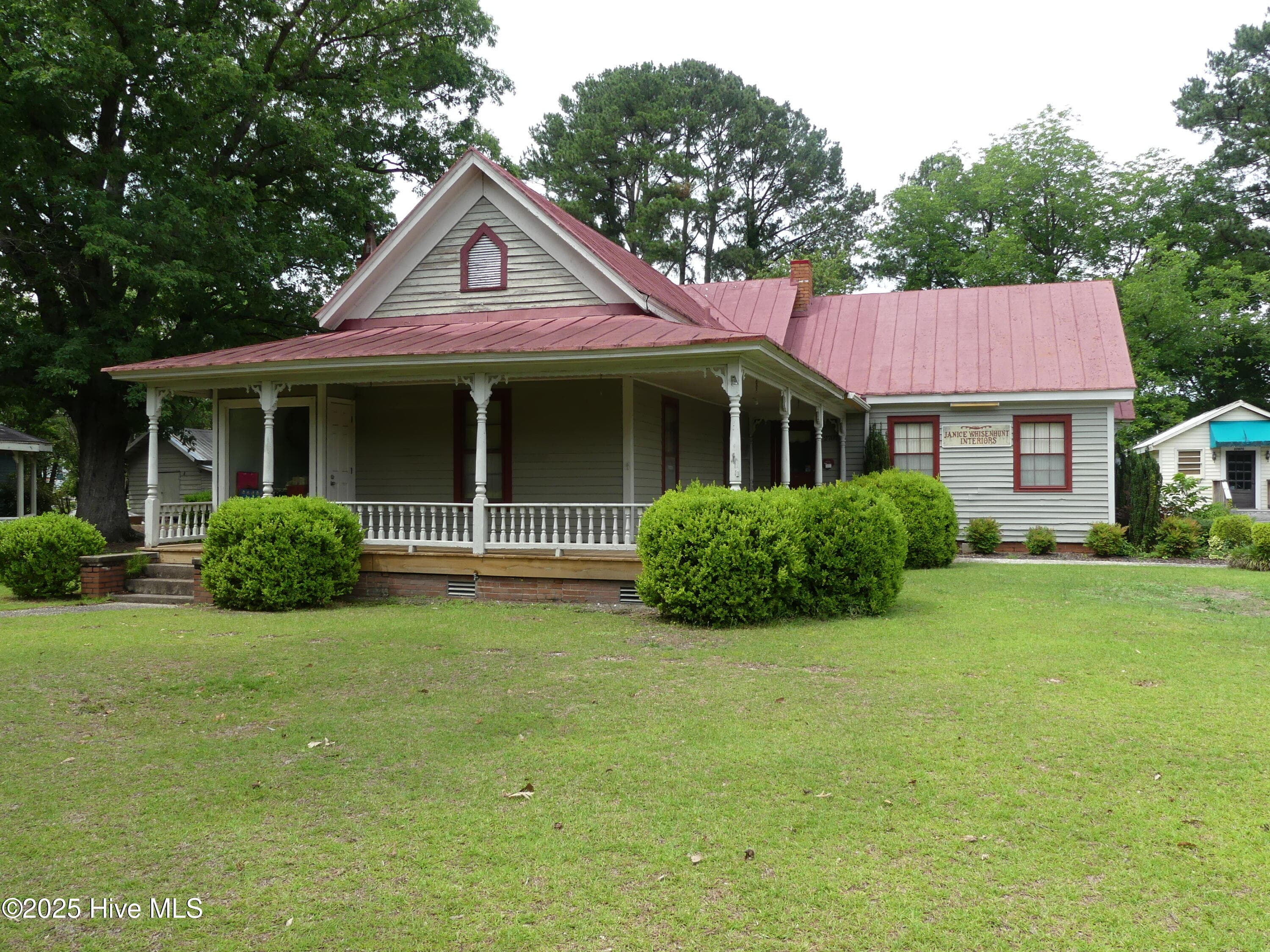 2707 Royall Avenue, Goldsboro, NC 27534