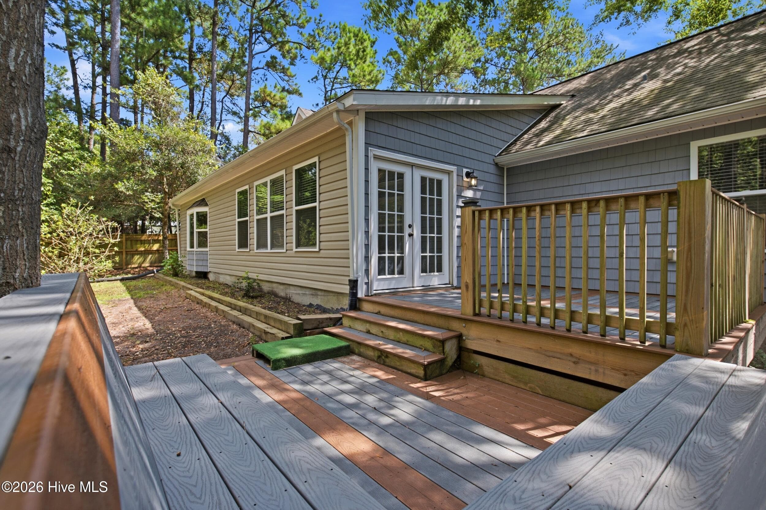 Single Family Residence at 122 Pond View Circle, Hampstead, NC 28443, photo 36 of 43