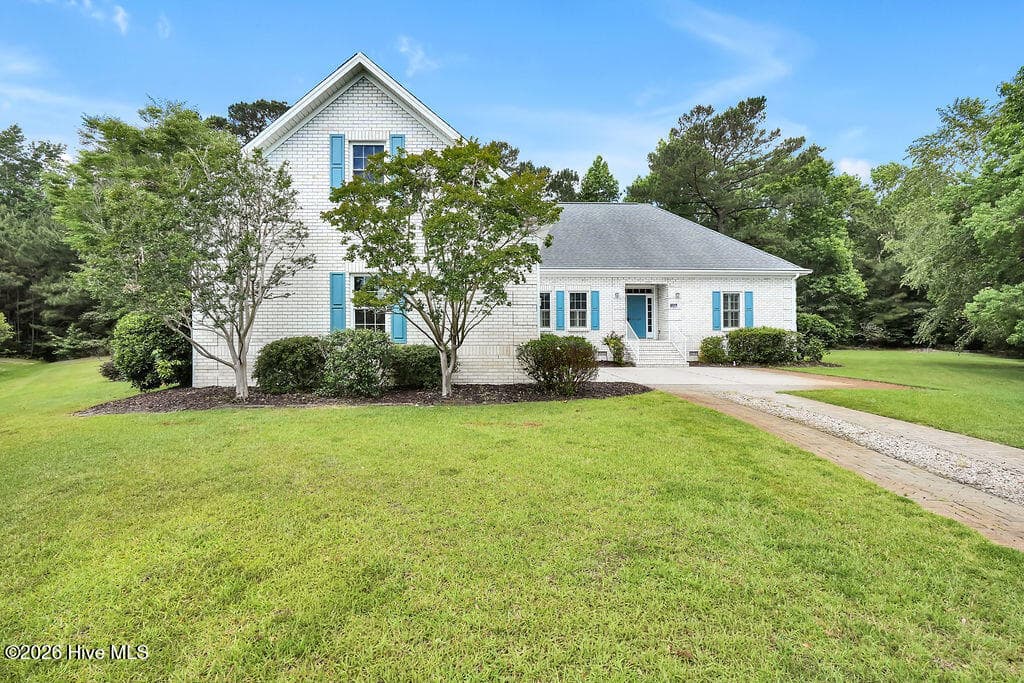 Single Family Residence at 1106 Stanfield Court, Leland, NC 28451, photo 2 of 105