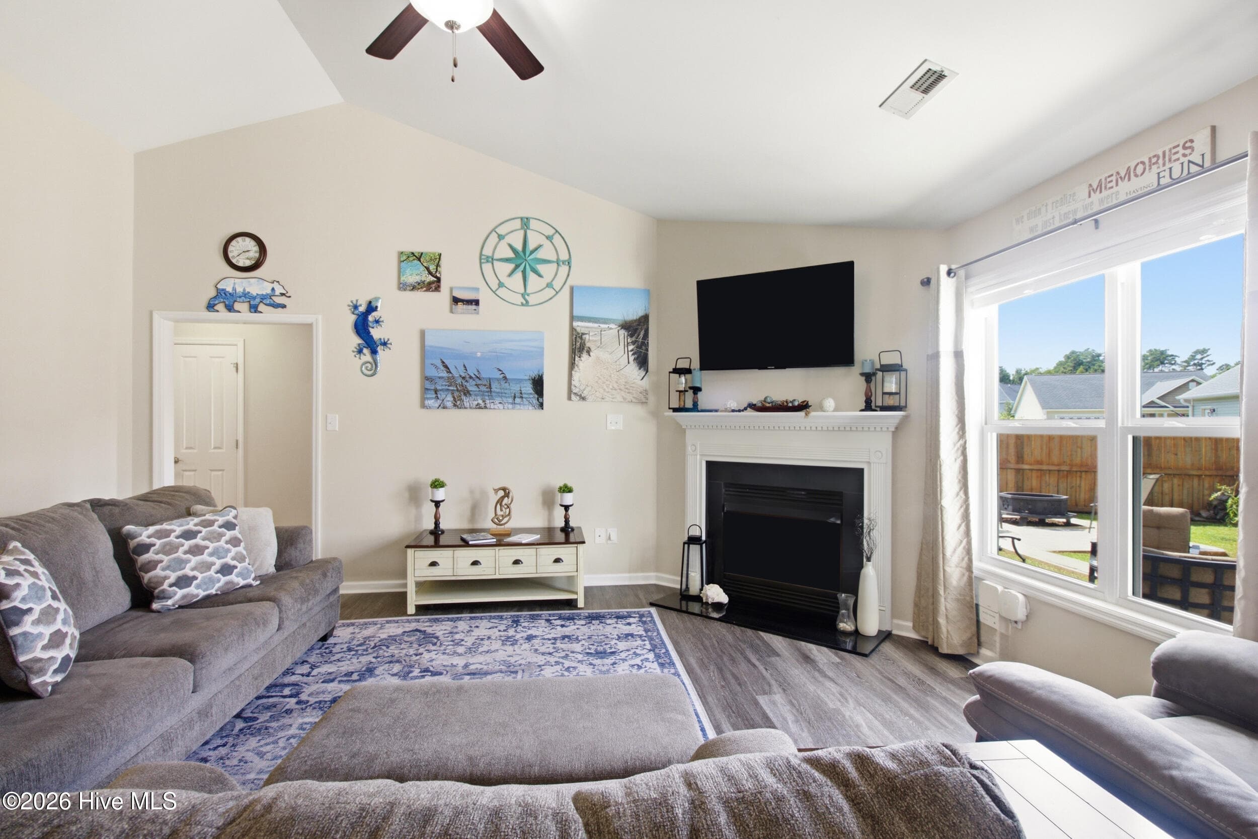 Living Room - 3246 Austin Avenue, New Bern, NC 28562