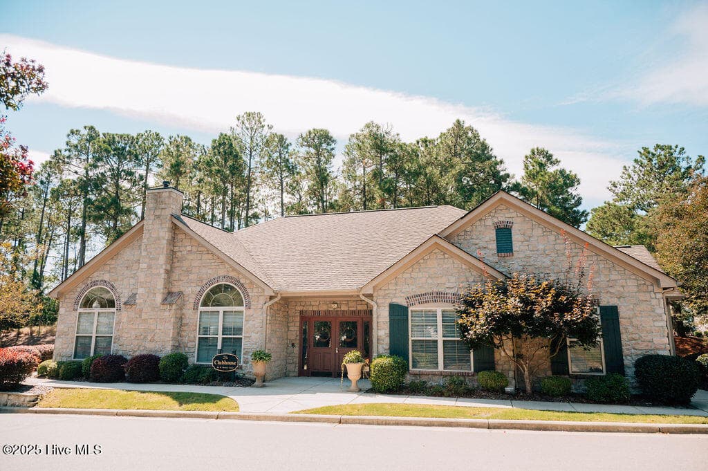 Condominium at 123 W Chelsea Court, Southern Pines, NC 28387, photo 167 of 190