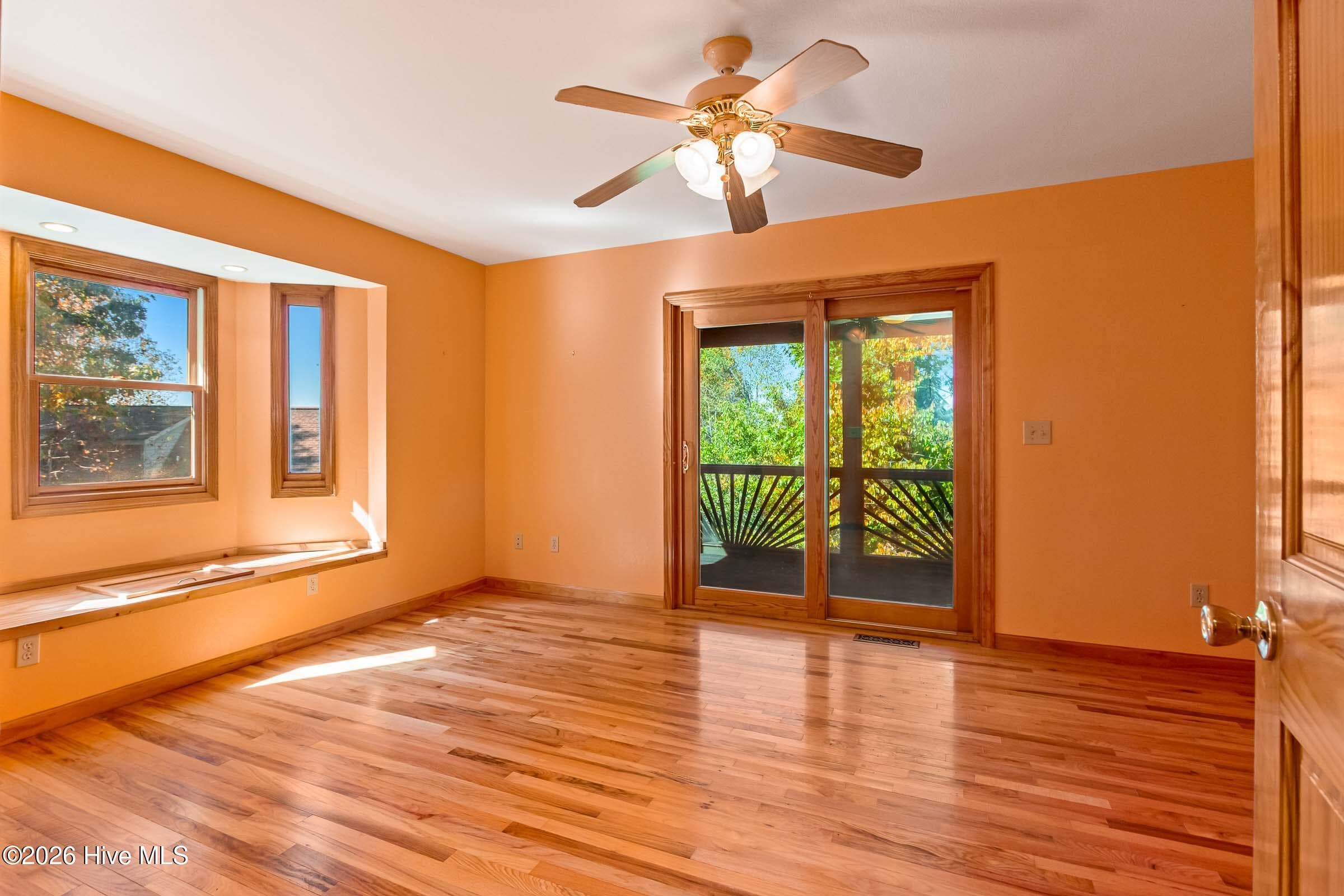 Single Family Residence at 75 Mountain Overlook Drive, Murphy, NC 28906, photo 27 of 80