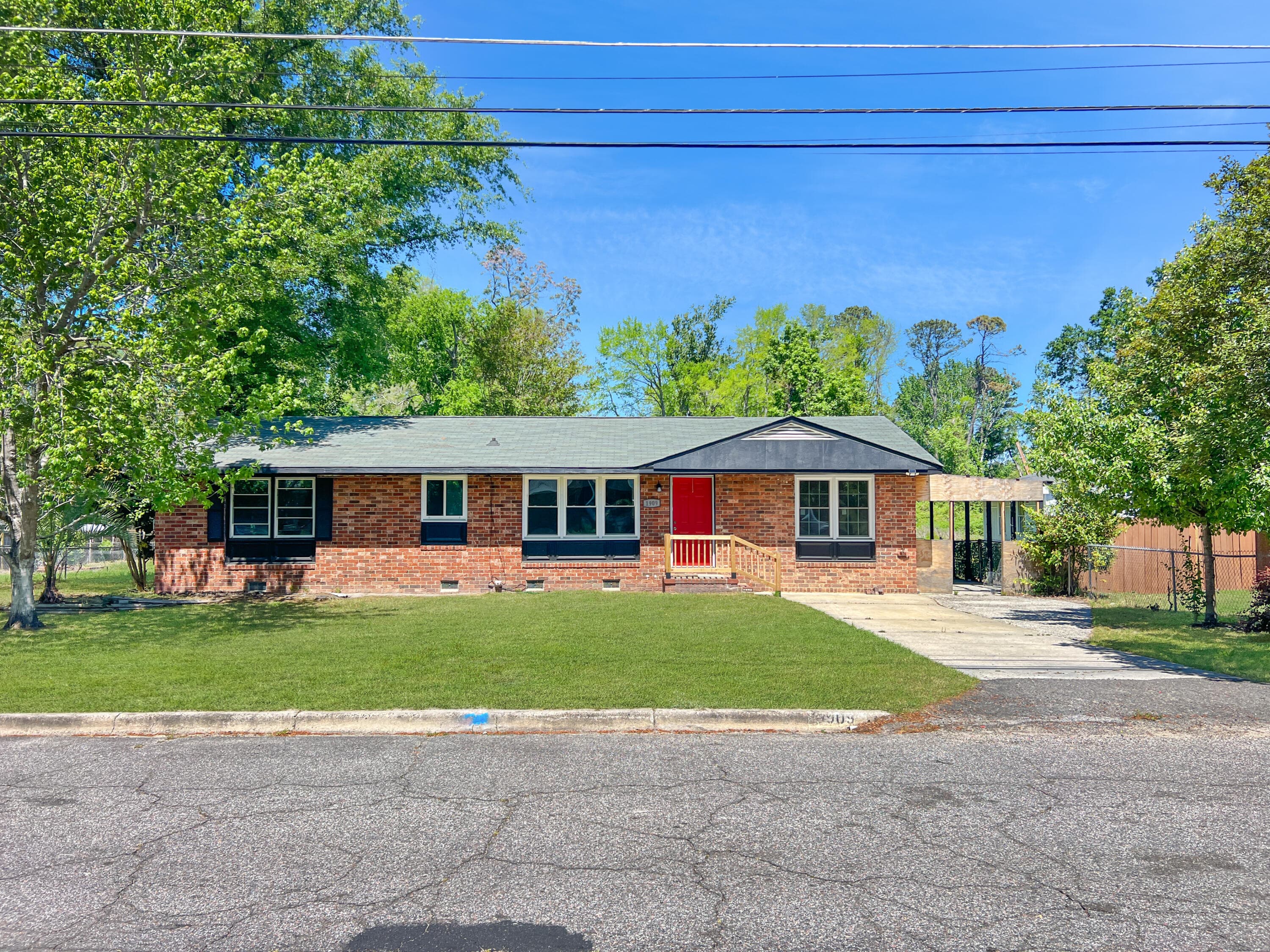 Single Family Residence at 1909 Melrose Drive, Augusta, GA 30906, photo 3 of 27
