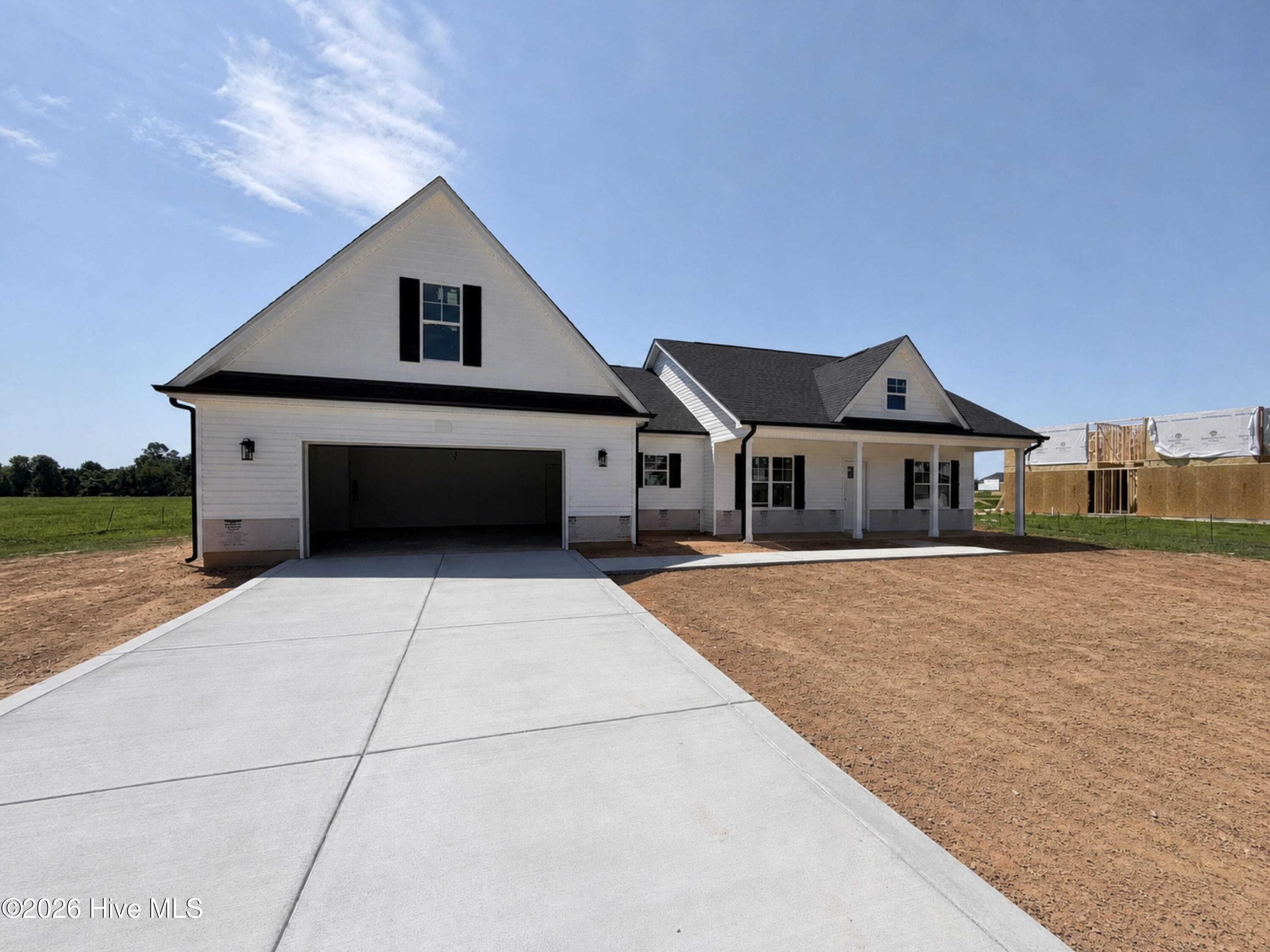 Single Family Residence at 140 Margot Manor Drive, Benson, NC 27504, photo 4 of 202