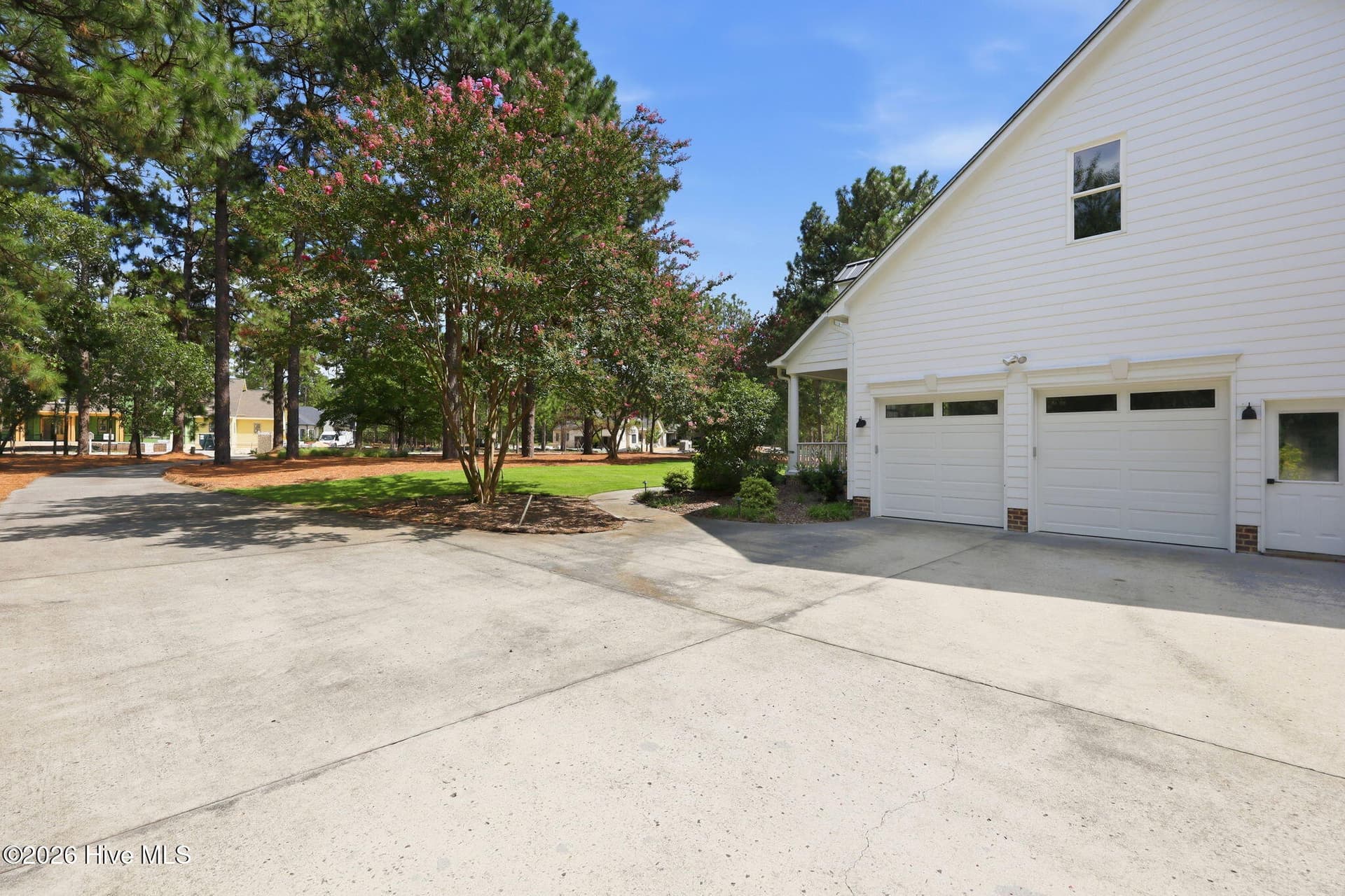 Garage - 102 Chesterfield Drive, Pinehurst, NC 28374