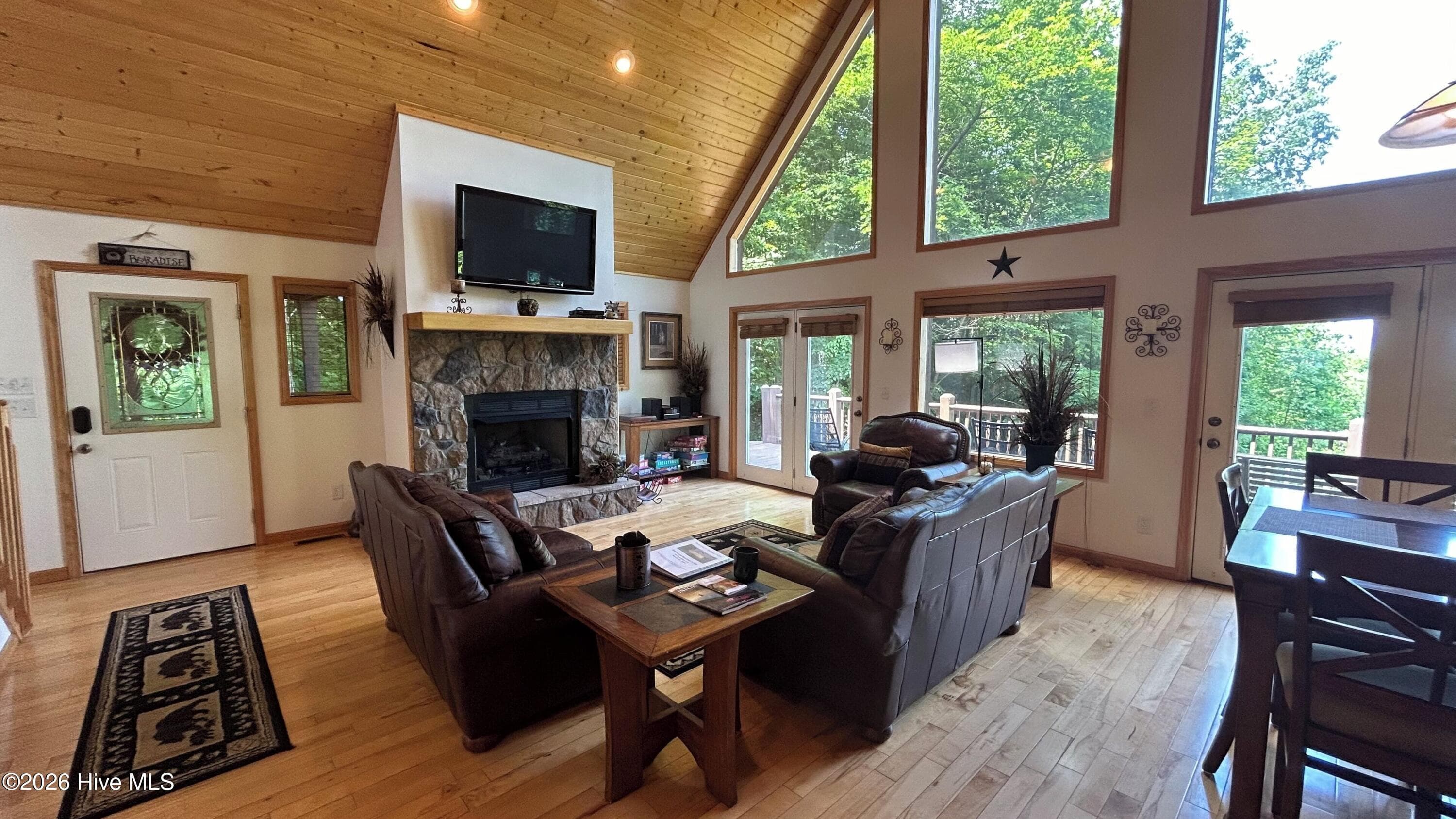 Single Family Residence at 660 Buck Ridge Drive, Murphy, NC 28906, photo 5 of 77